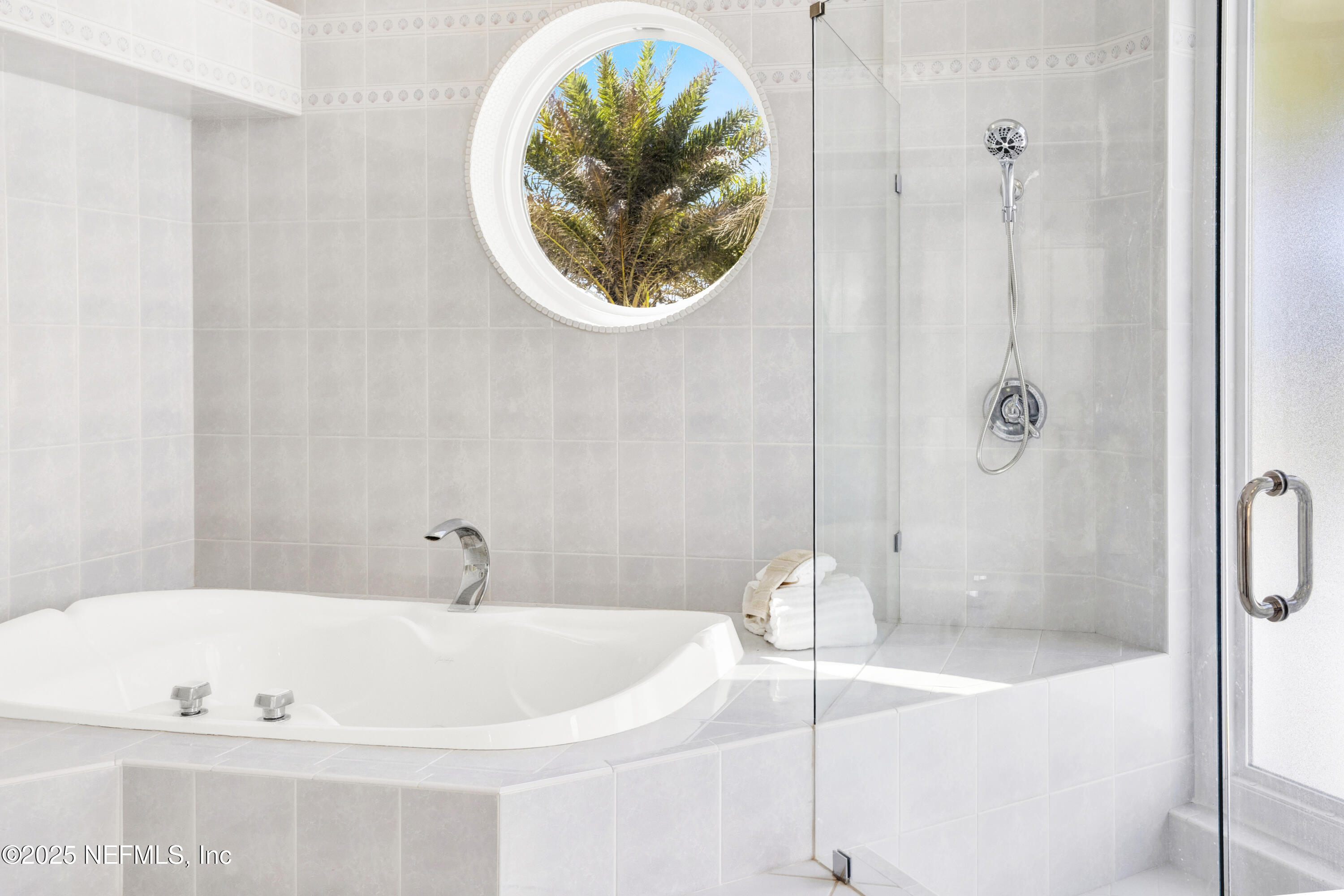 435 OCEAN SHORE Boulevard