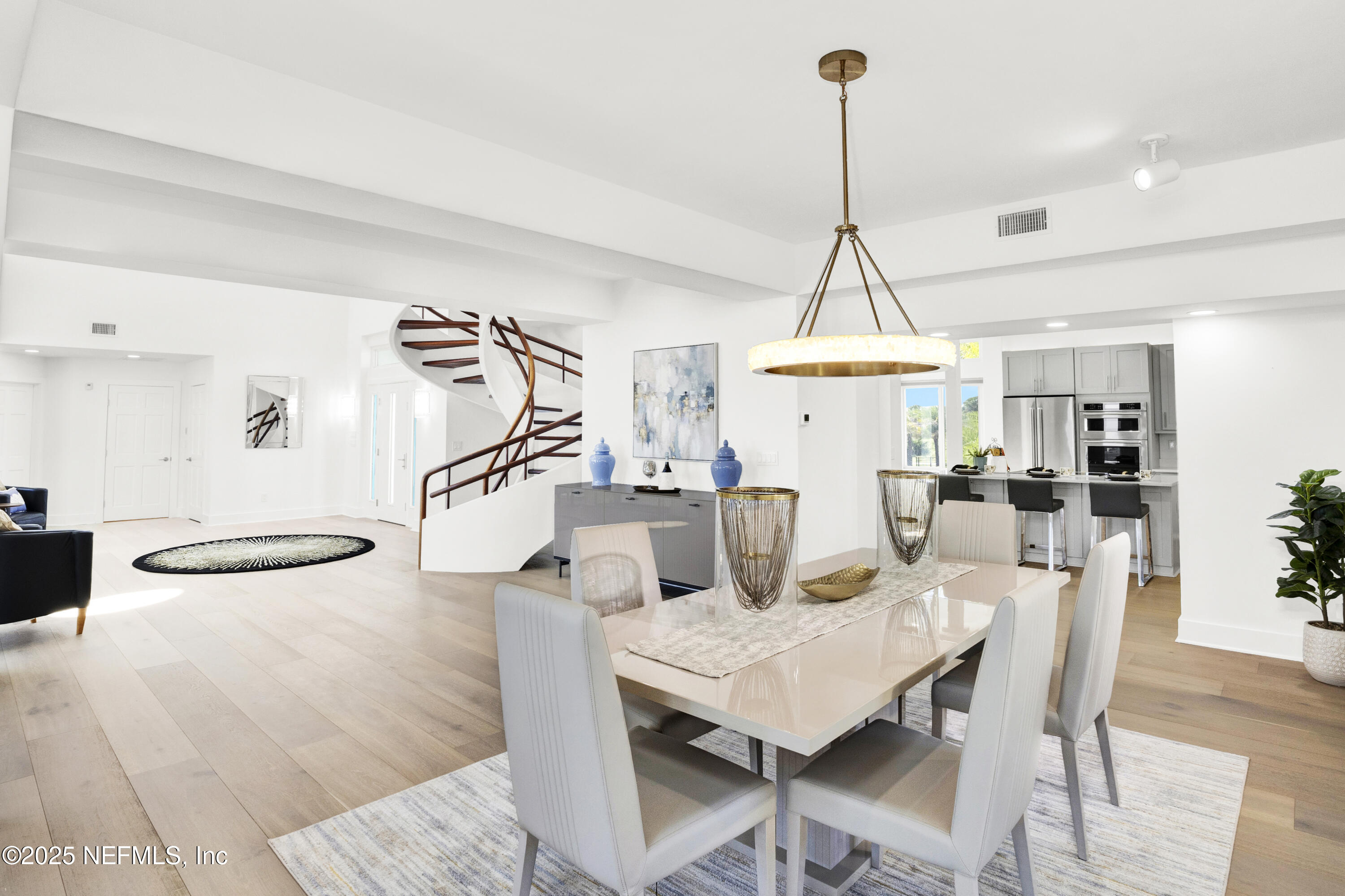 435 OCEAN SHORE Boulevard