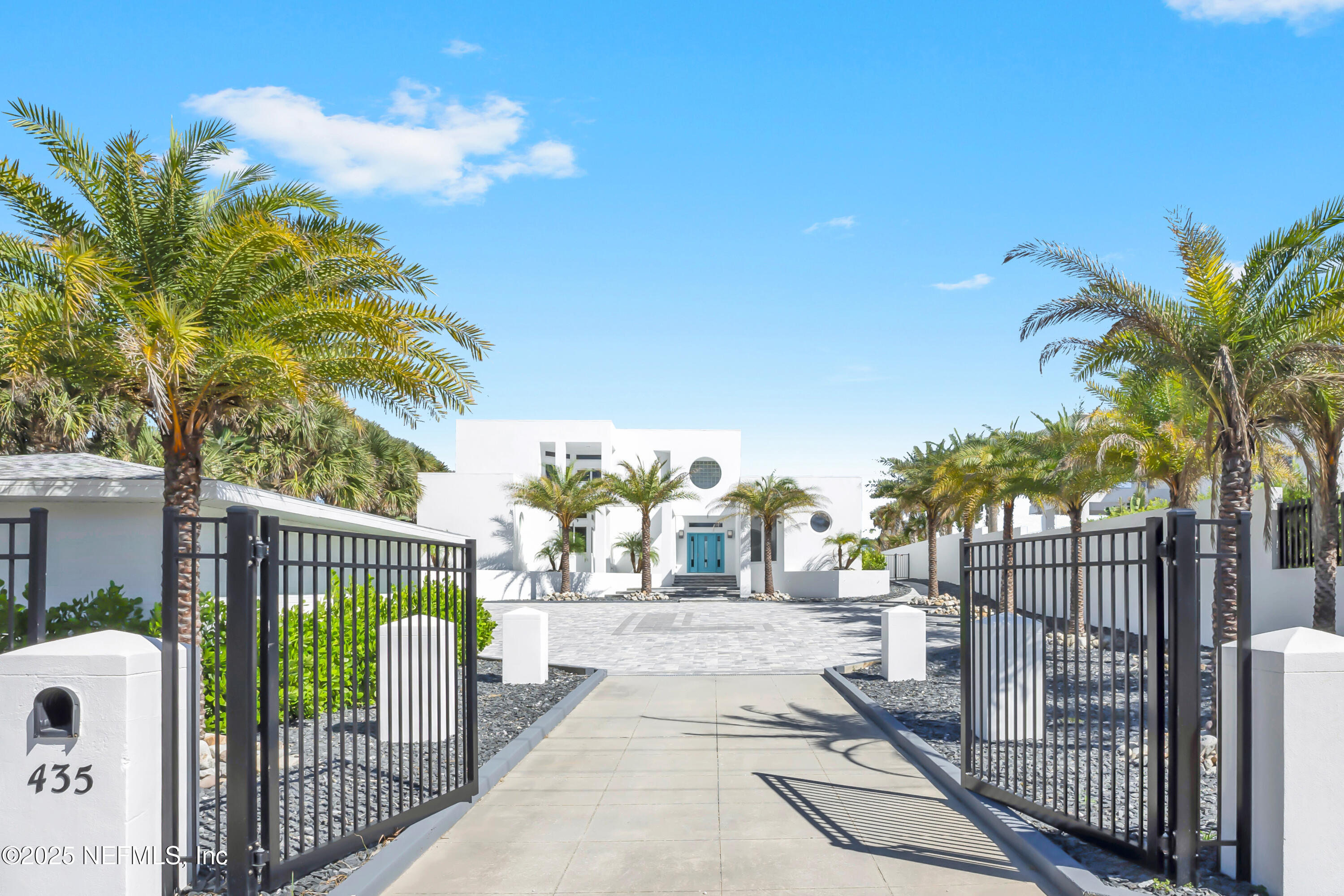 435 OCEAN SHORE Boulevard