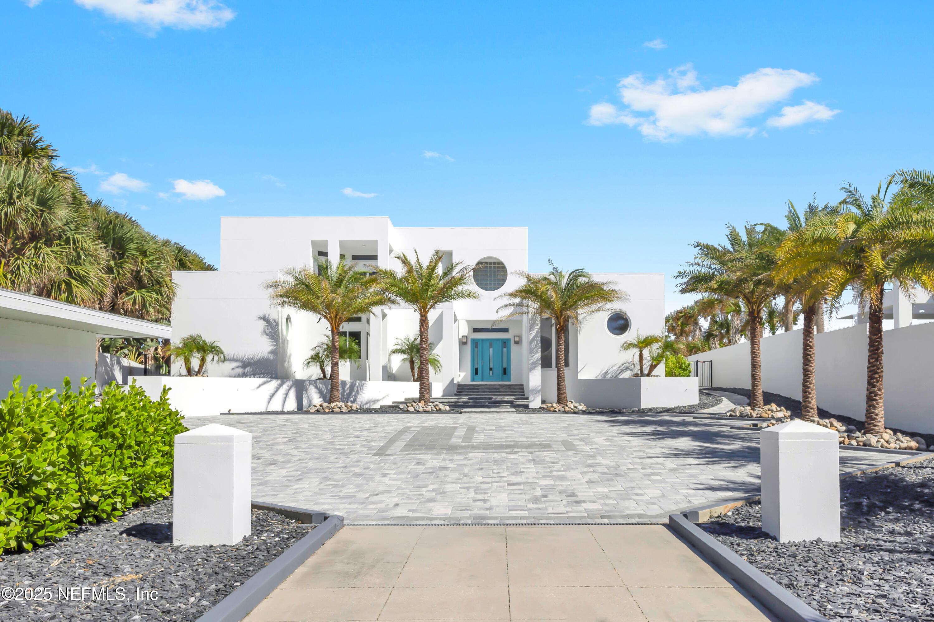 435 OCEAN SHORE Boulevard