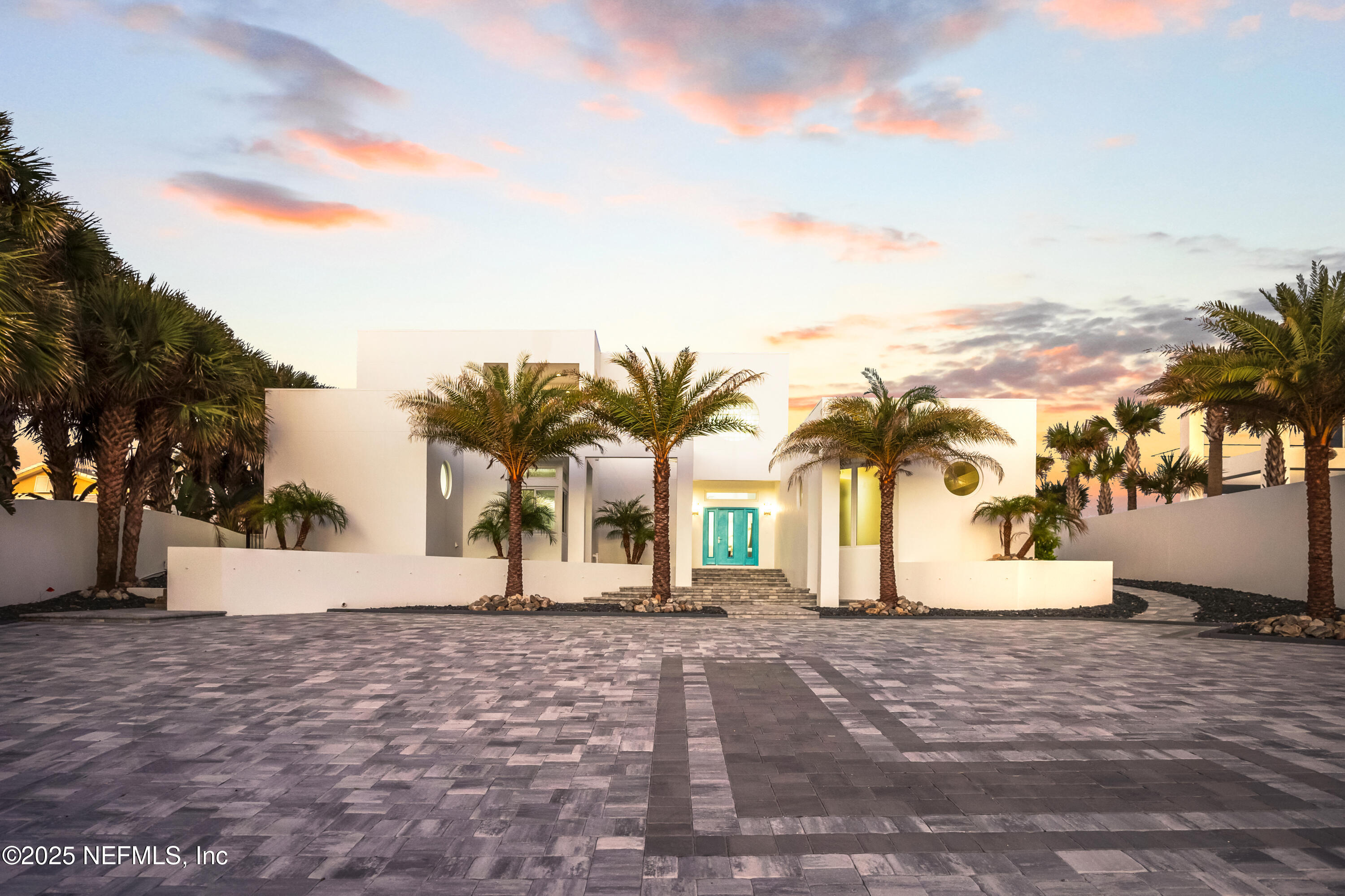 435 OCEAN SHORE Boulevard