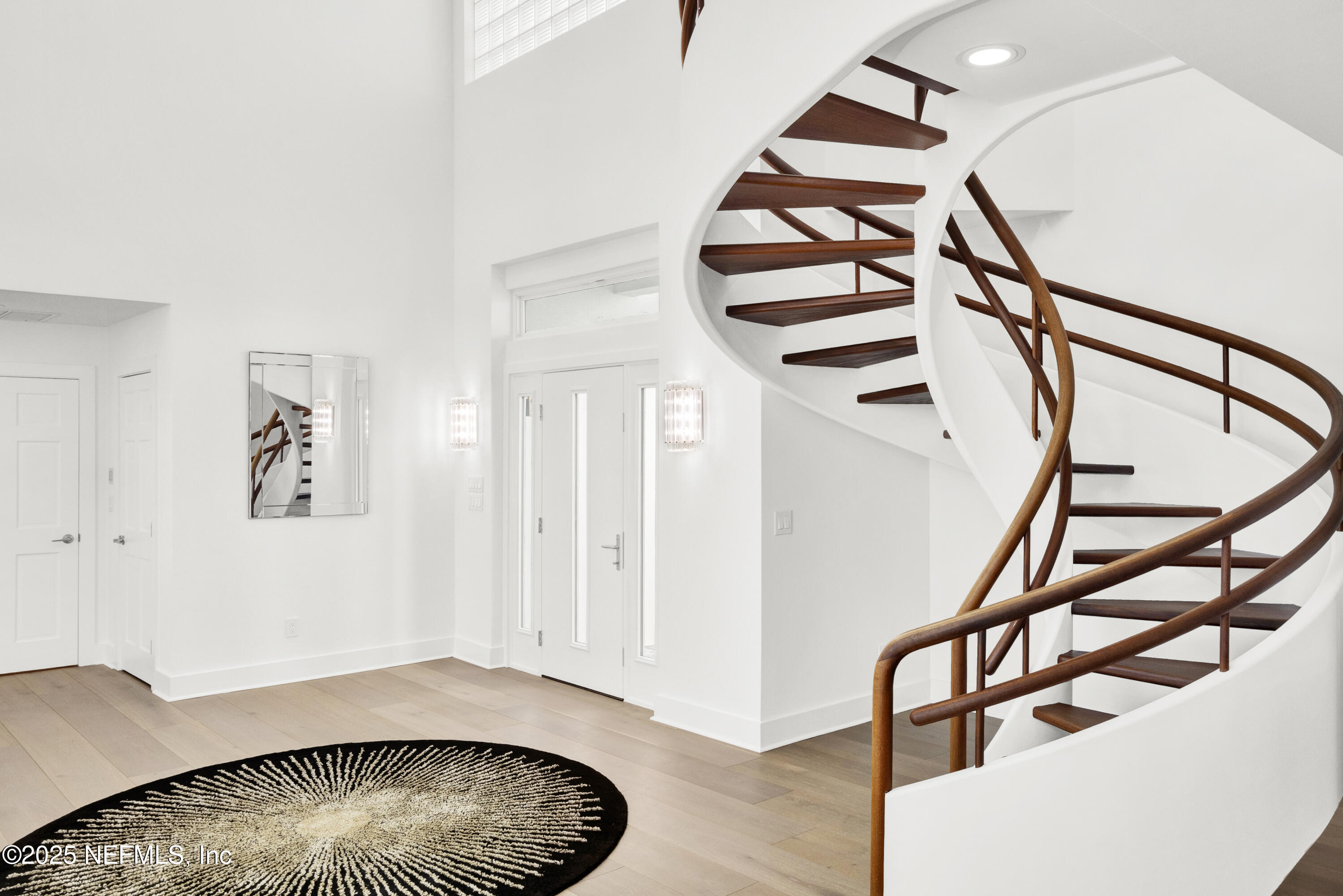 435 OCEAN SHORE Boulevard