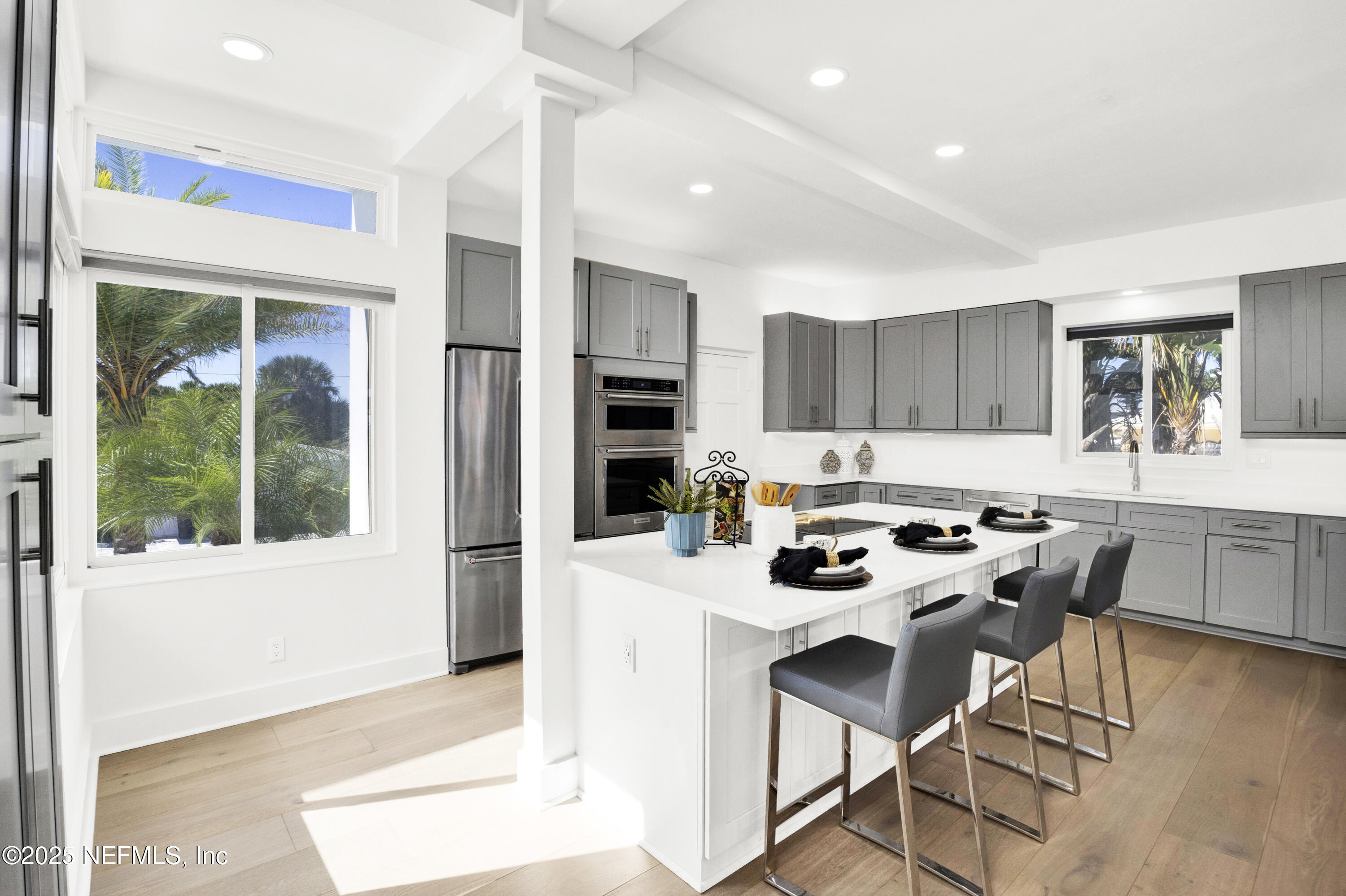 435 OCEAN SHORE Boulevard