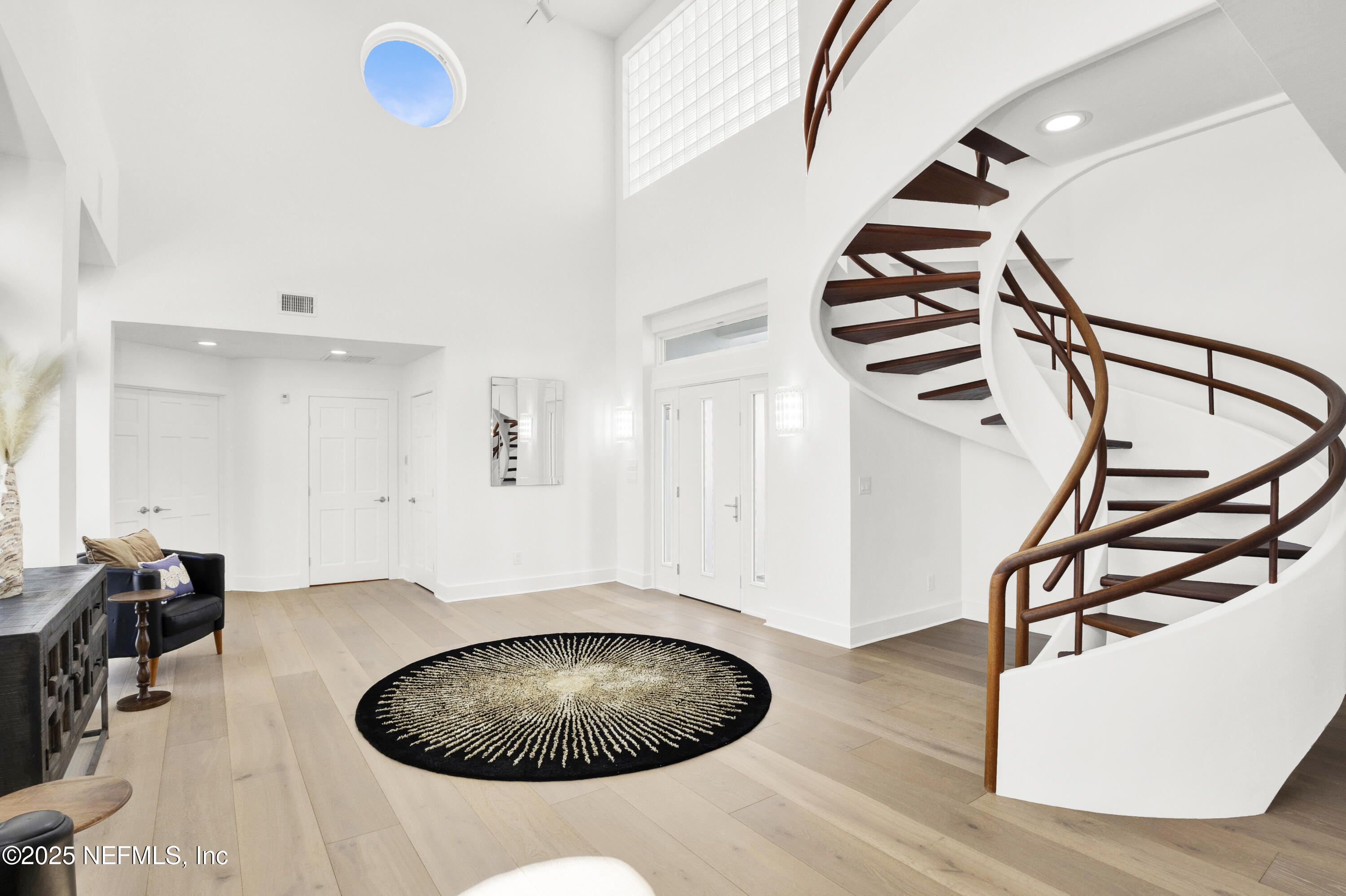 435 OCEAN SHORE Boulevard