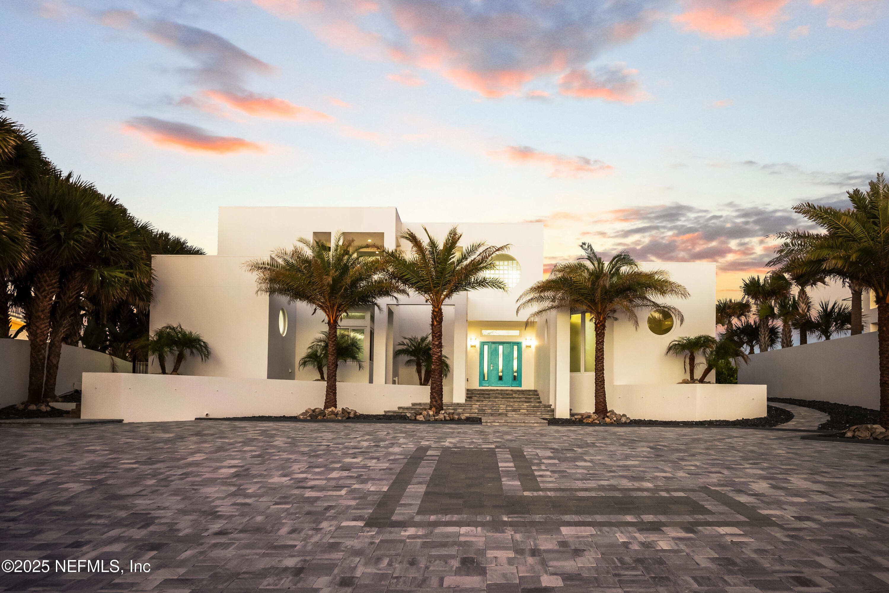 435 OCEAN SHORE Boulevard