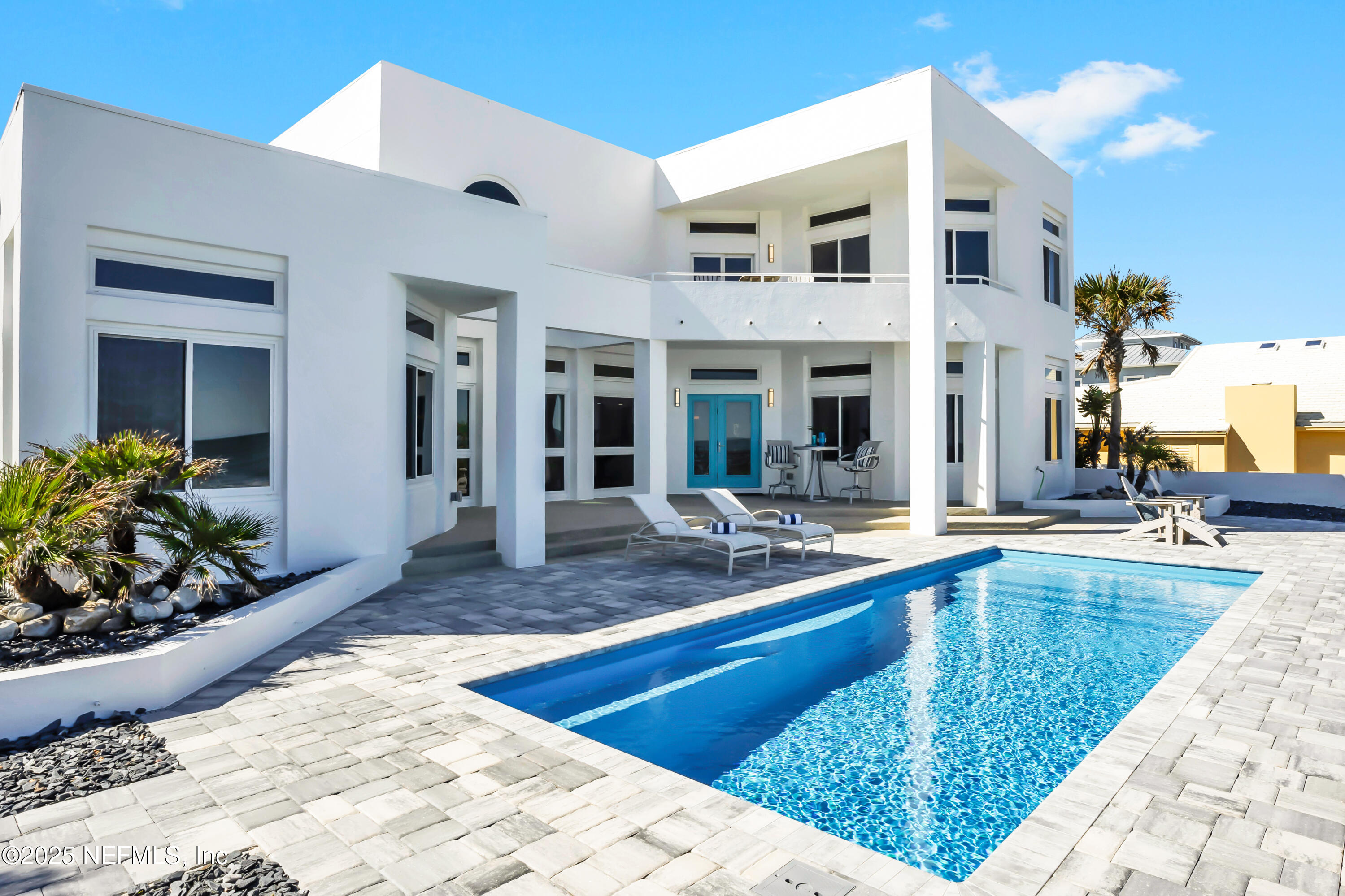 435 OCEAN SHORE Boulevard