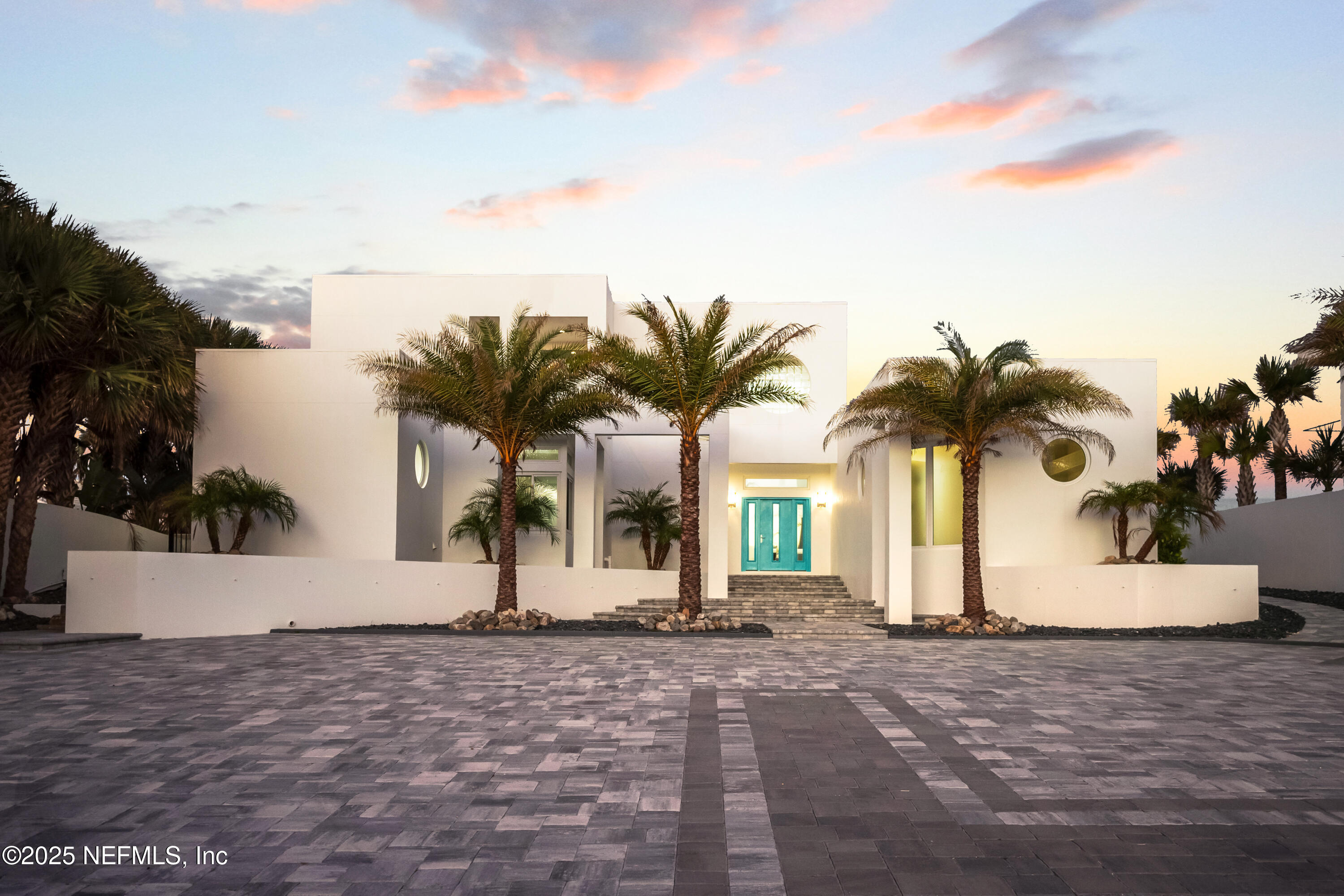 435 OCEAN SHORE Boulevard