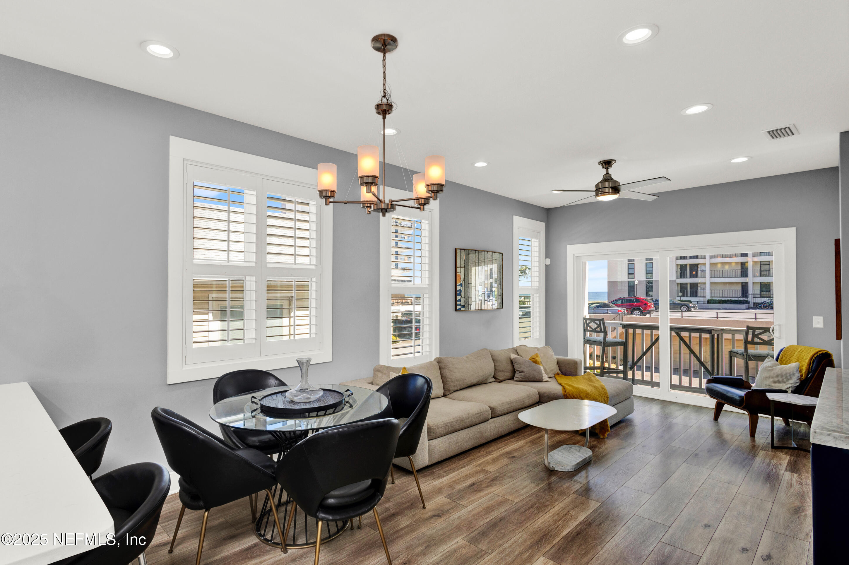 1306 1ST Street S