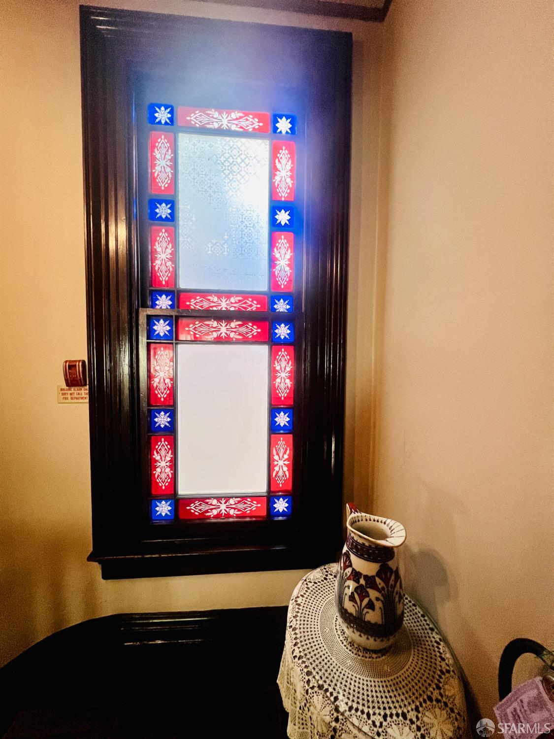 943 S South Van Ness Avenue