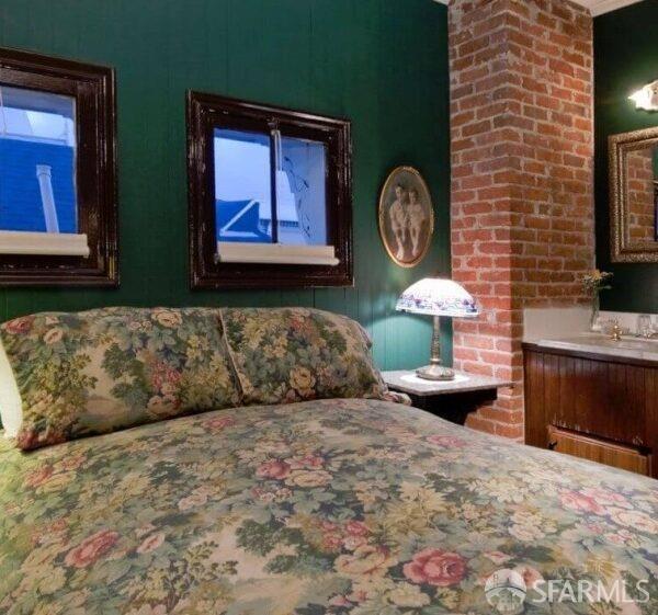 943 S South Van Ness Avenue