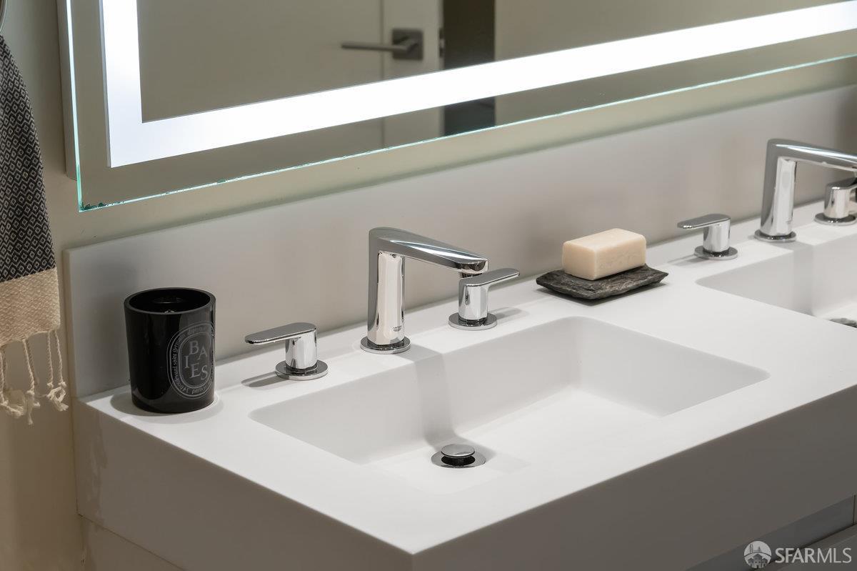 1601 Larkin Street # 102