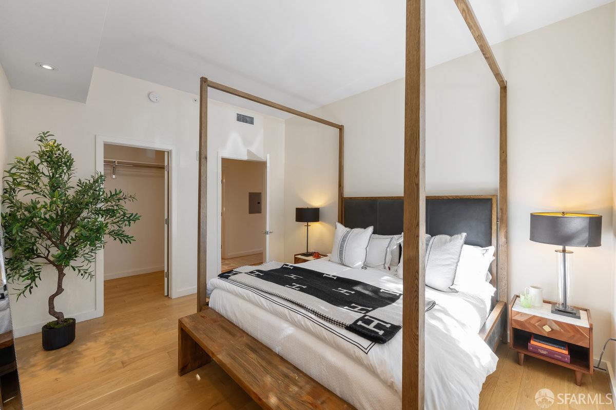 1601 Larkin Street # 102