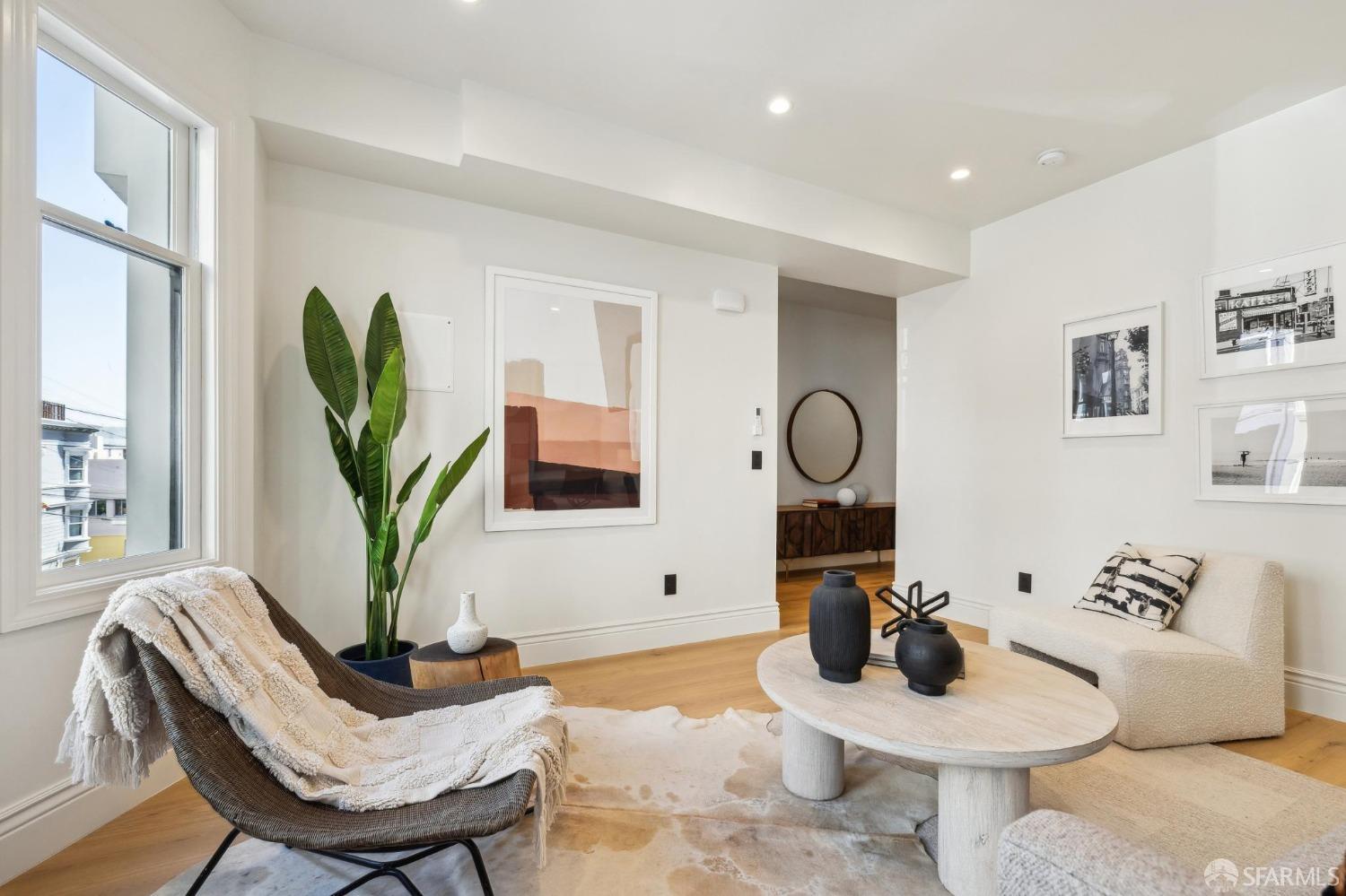 1029-1031 Jackson Street