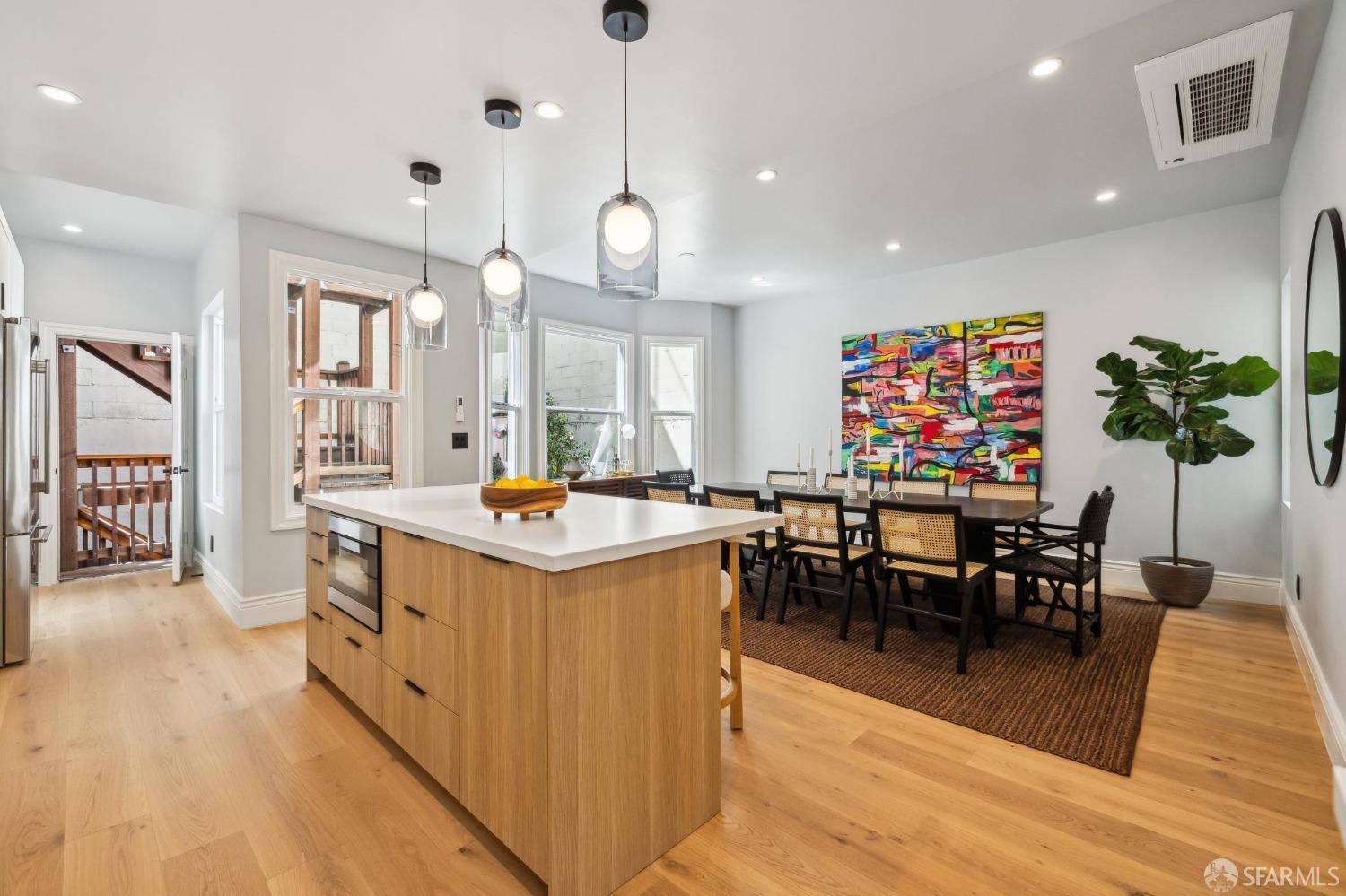 1029-1031 Jackson Street