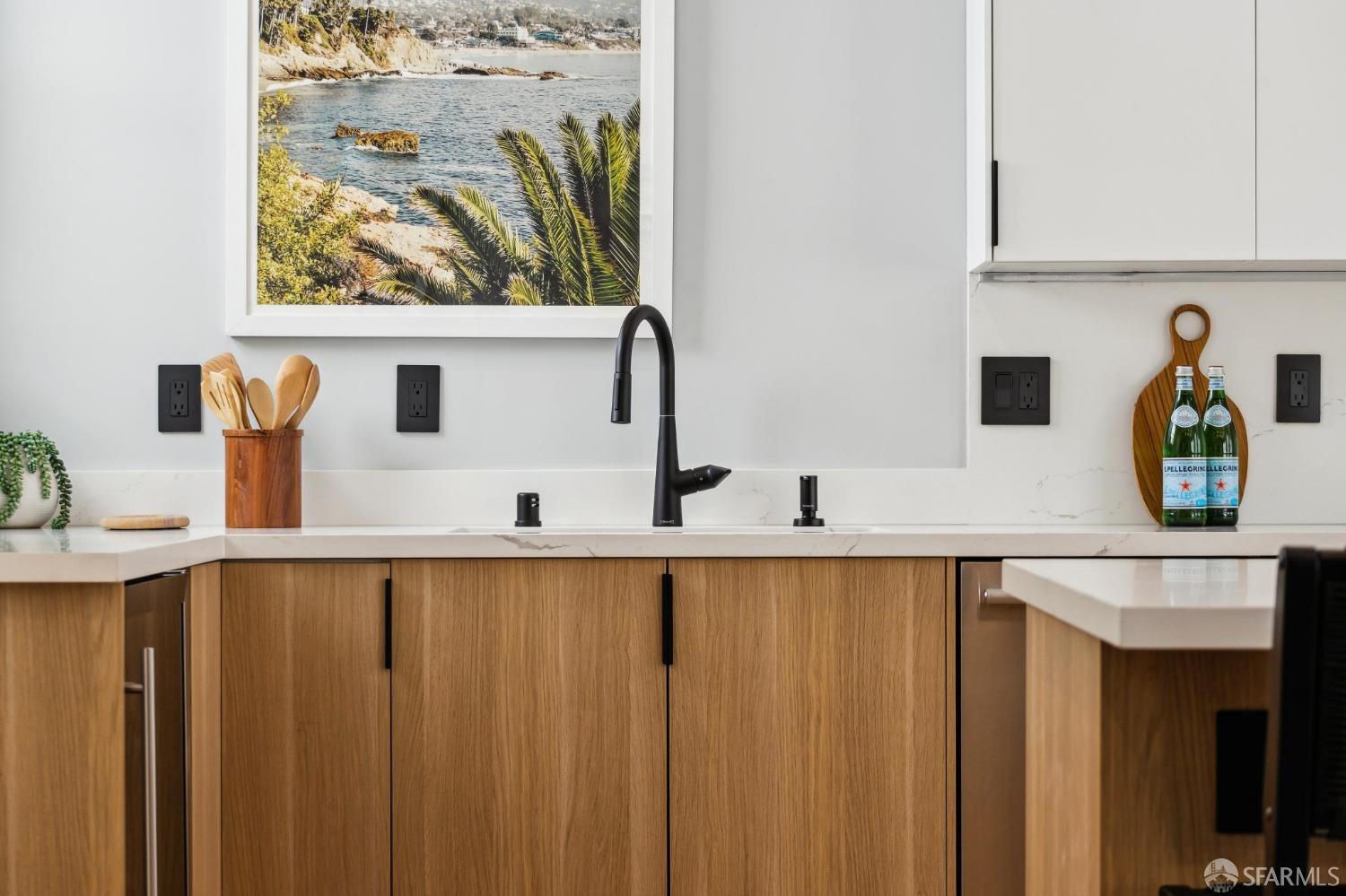 1029-1031 Jackson Street