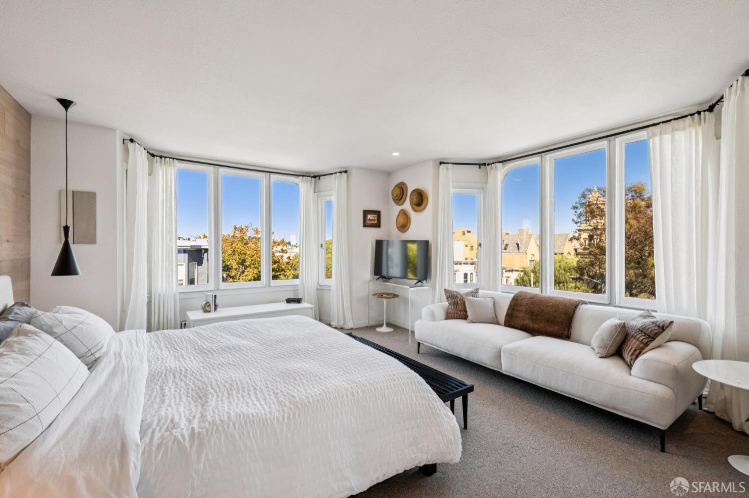 1901 Eddy Street # 3