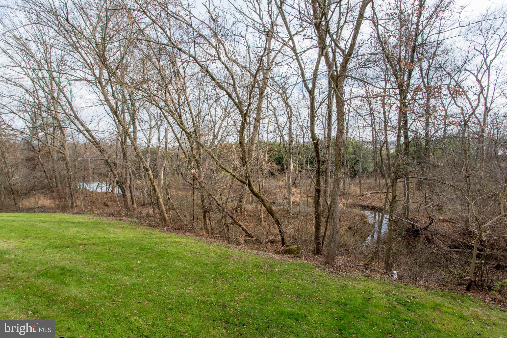 2014 CREEKSIDE COURT 33