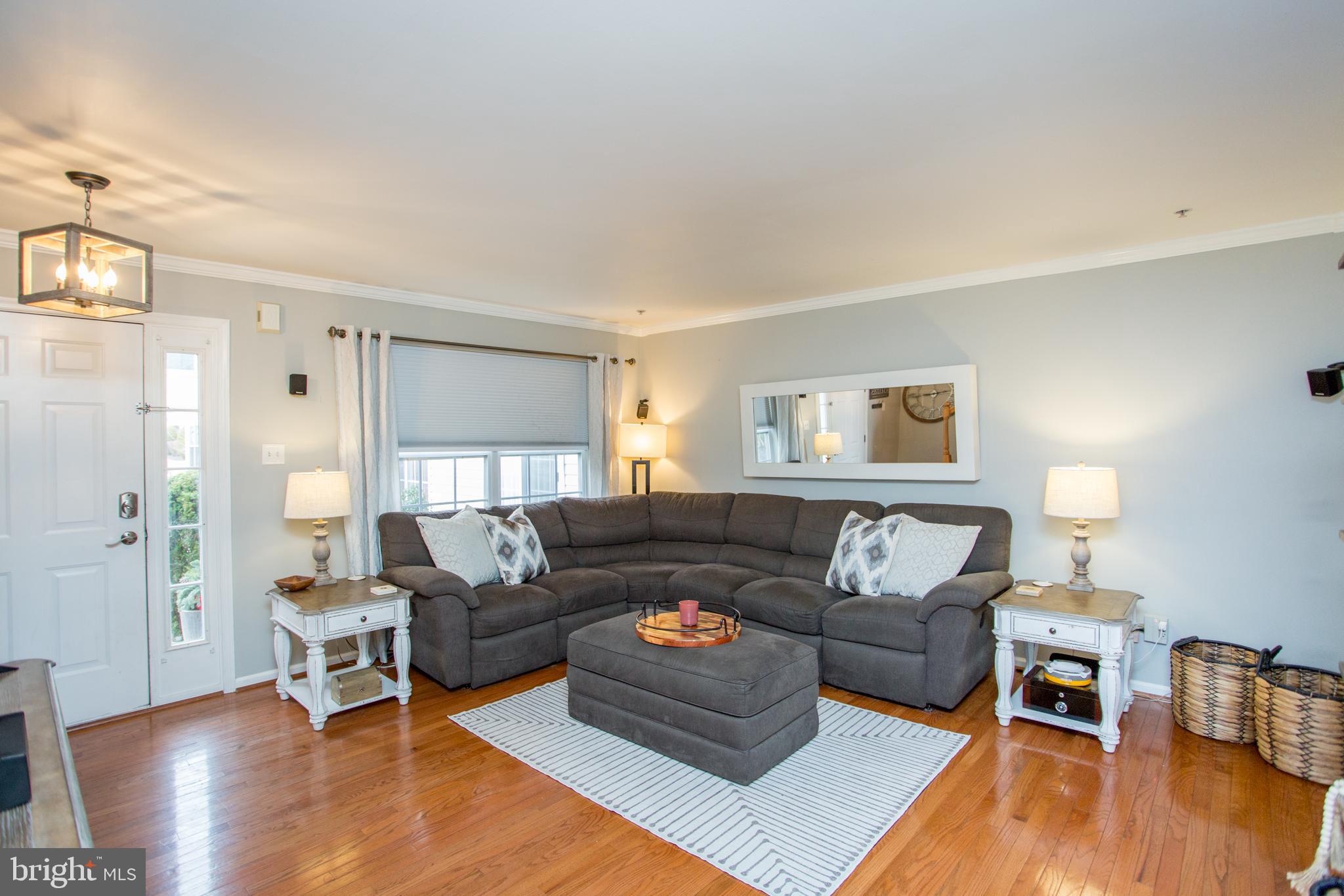 2014 CREEKSIDE COURT 33