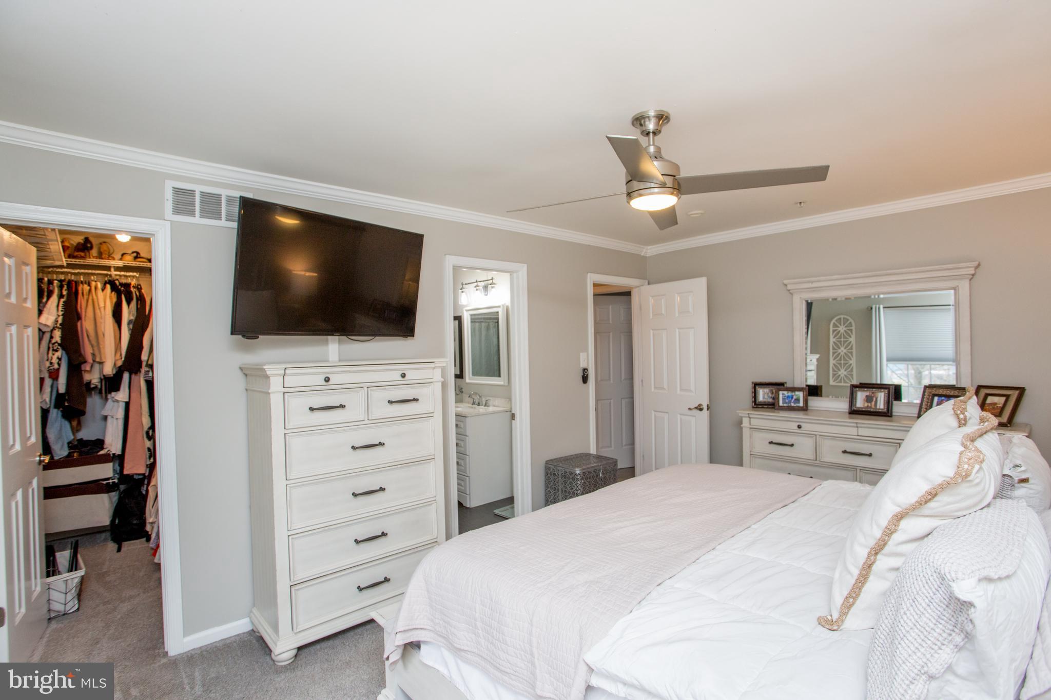 2014 CREEKSIDE COURT 33