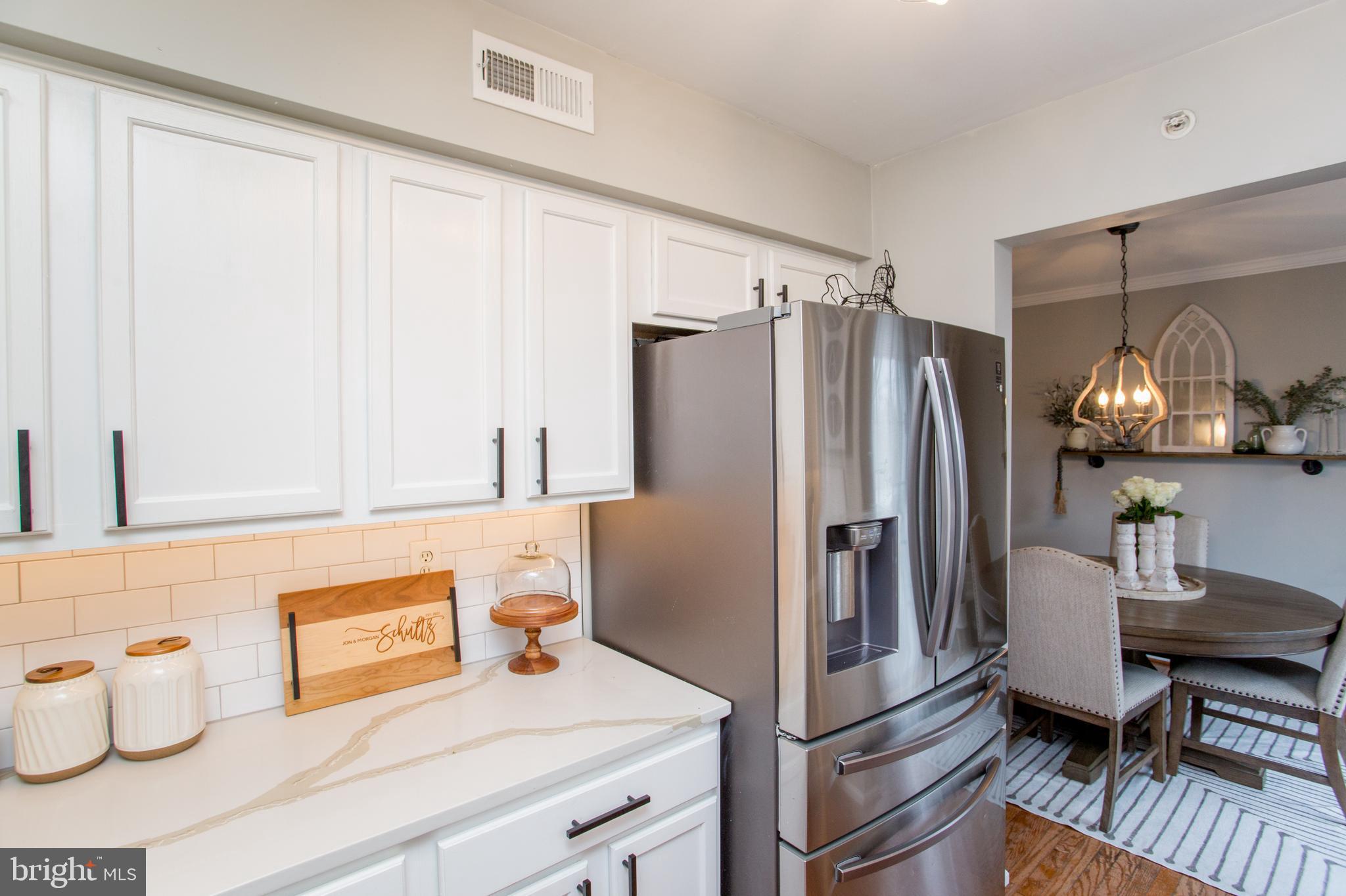 2014 CREEKSIDE COURT 33