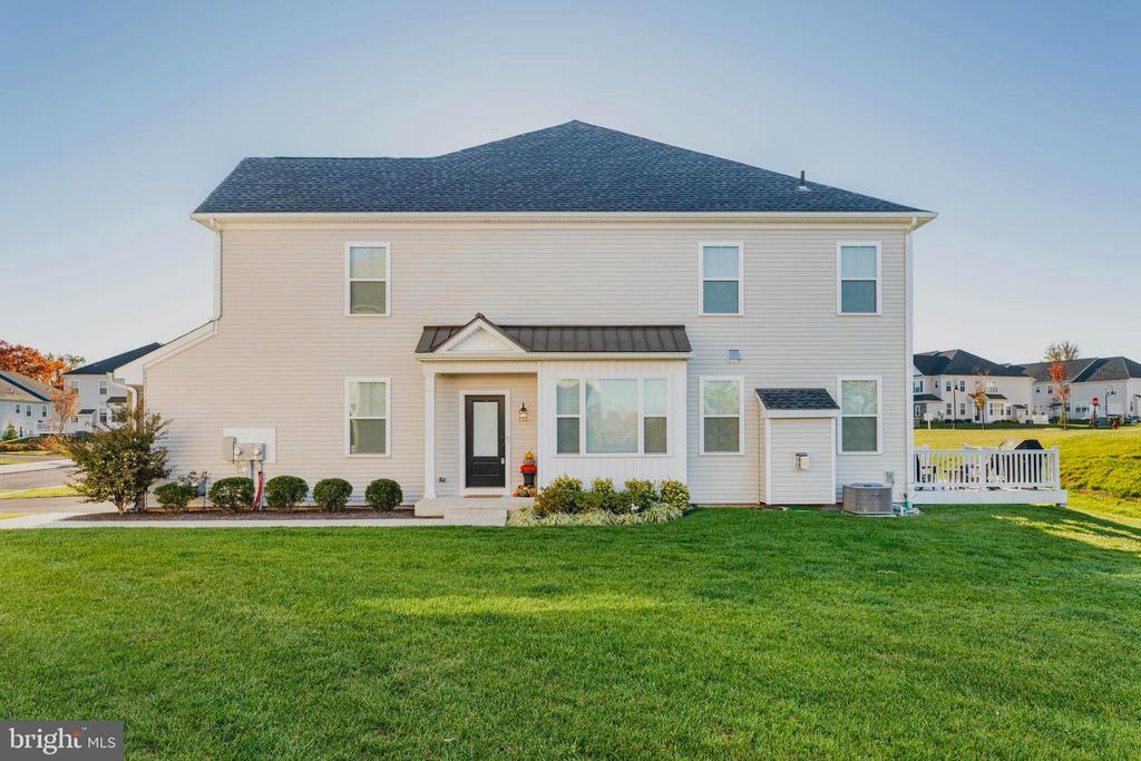 10 SPRING MILL ROAD