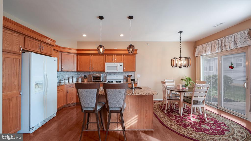 1805 REGENCY COURT 146