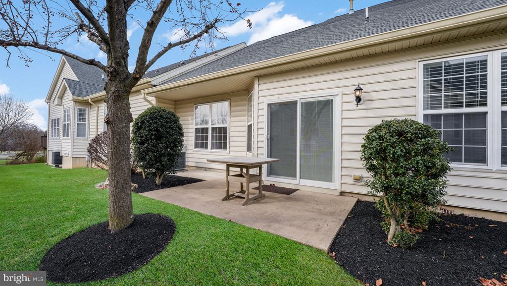 1805 REGENCY COURT 146