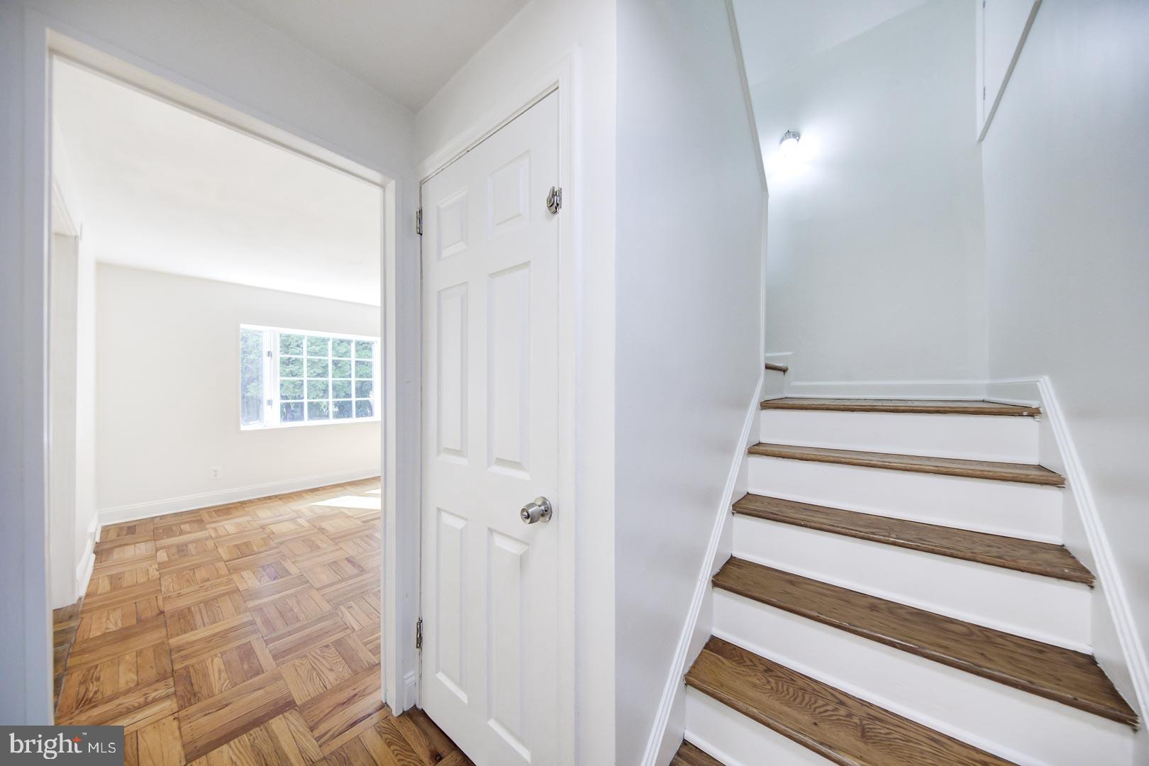 398 MCMULL DRIVE