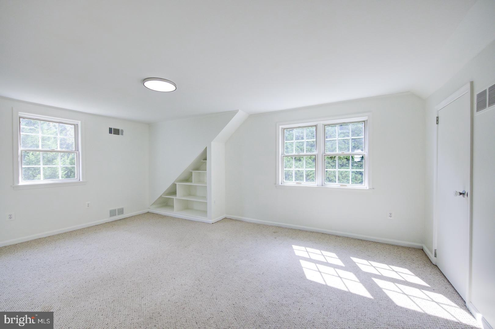 398 MCMULL DRIVE