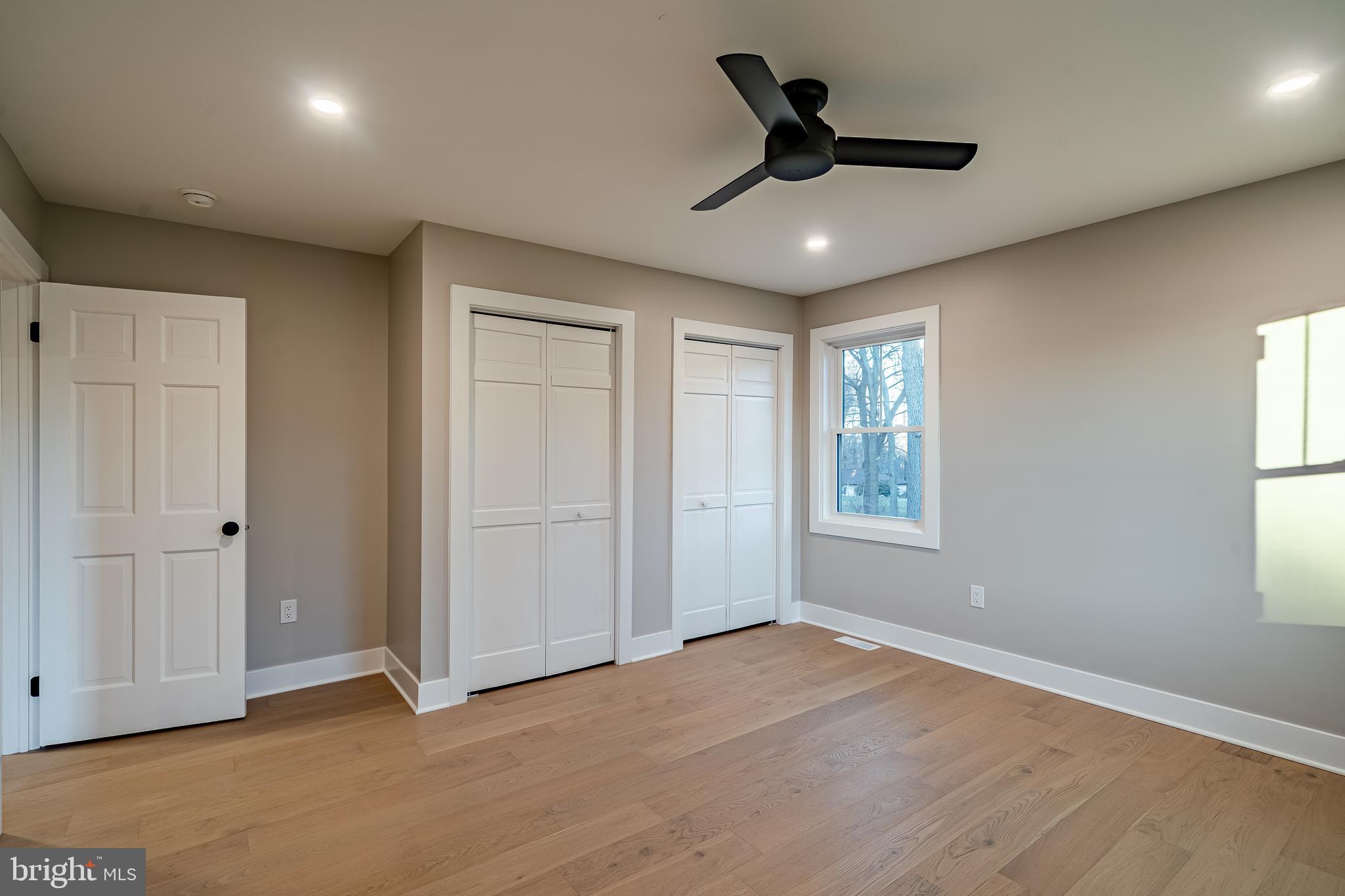 1104 TIMBERLAND DRIVE