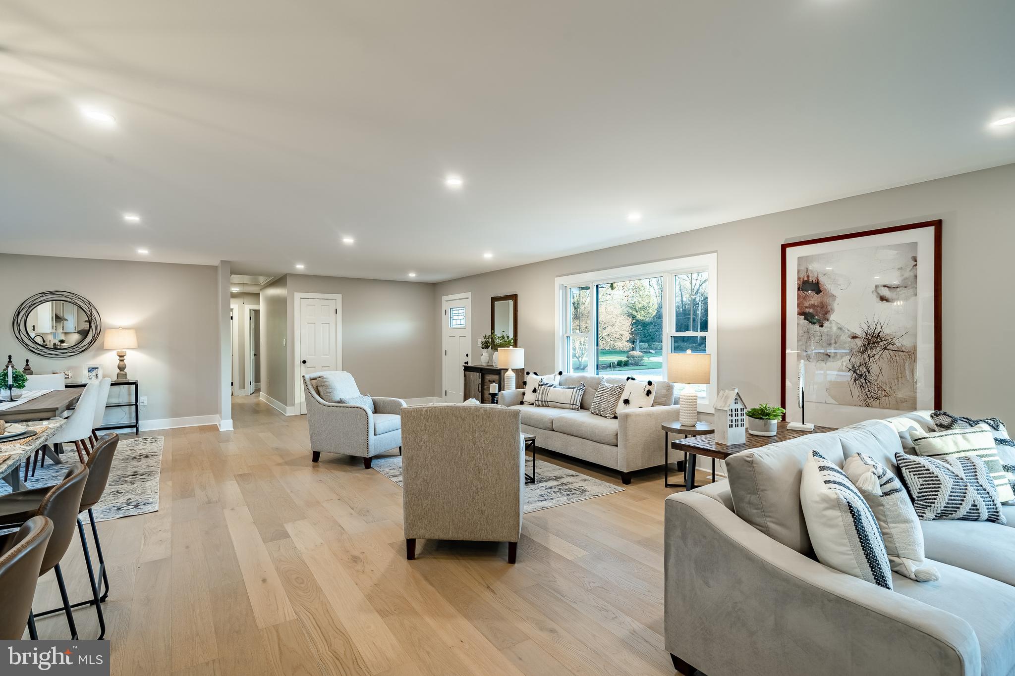 1104 TIMBERLAND DRIVE