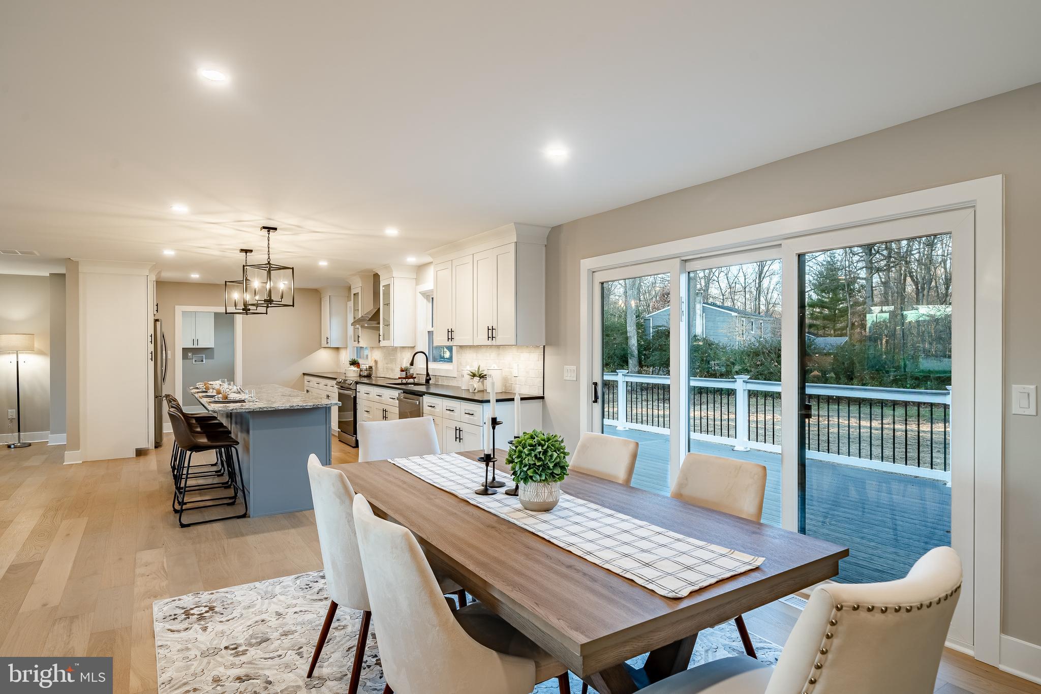 1104 TIMBERLAND DRIVE
