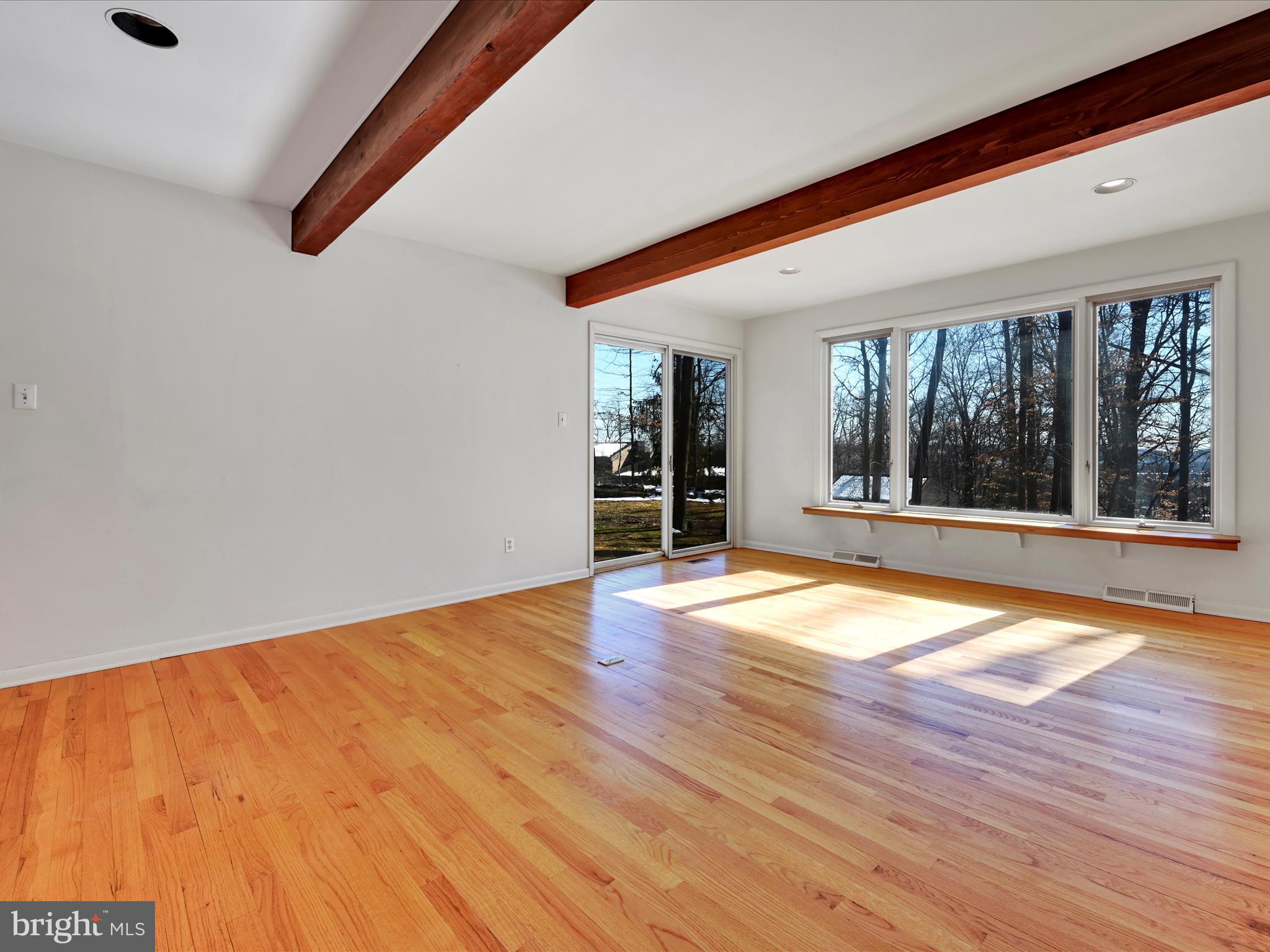 566 WHITFORD HILLS ROAD