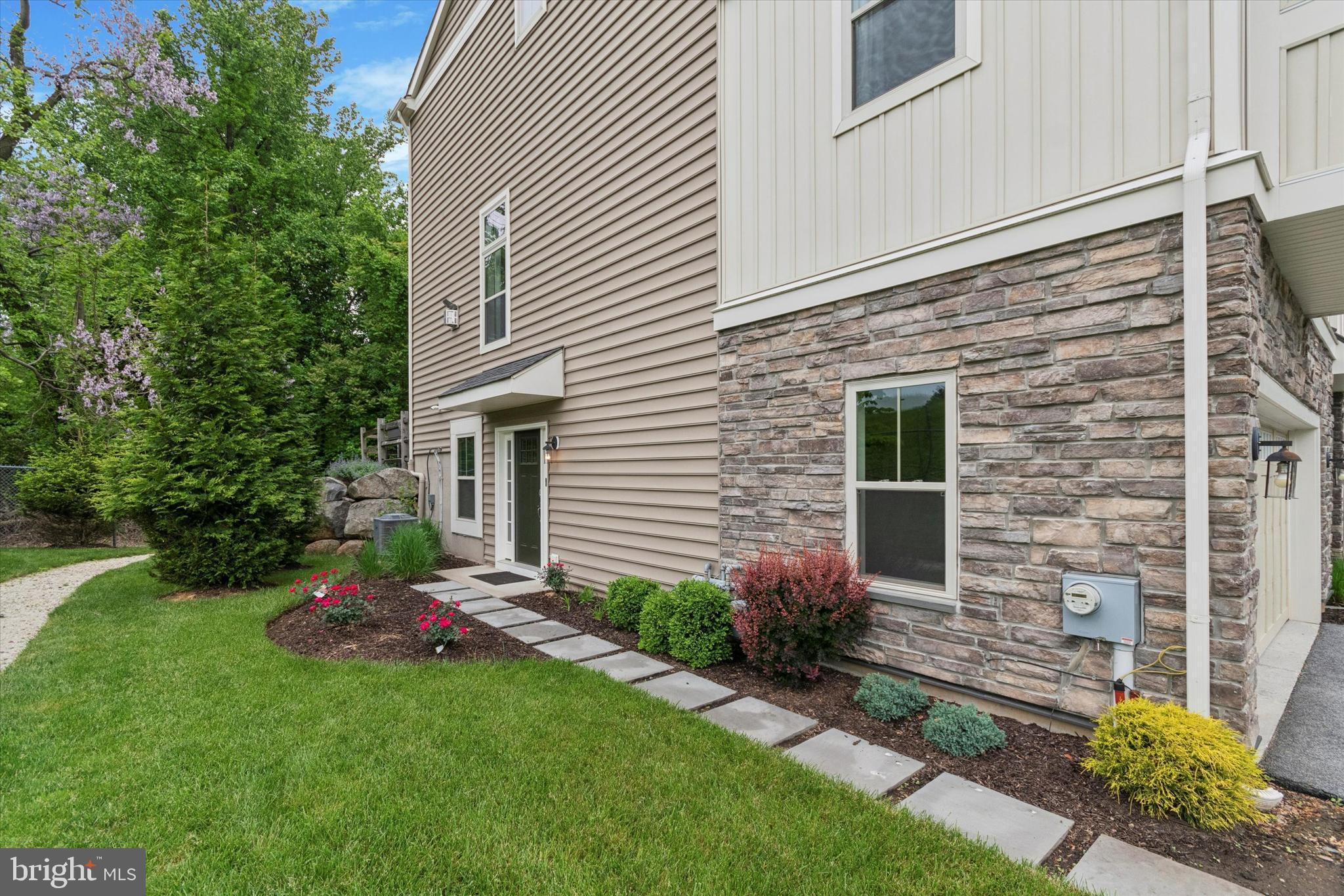 26 TREYBURN DRIVE