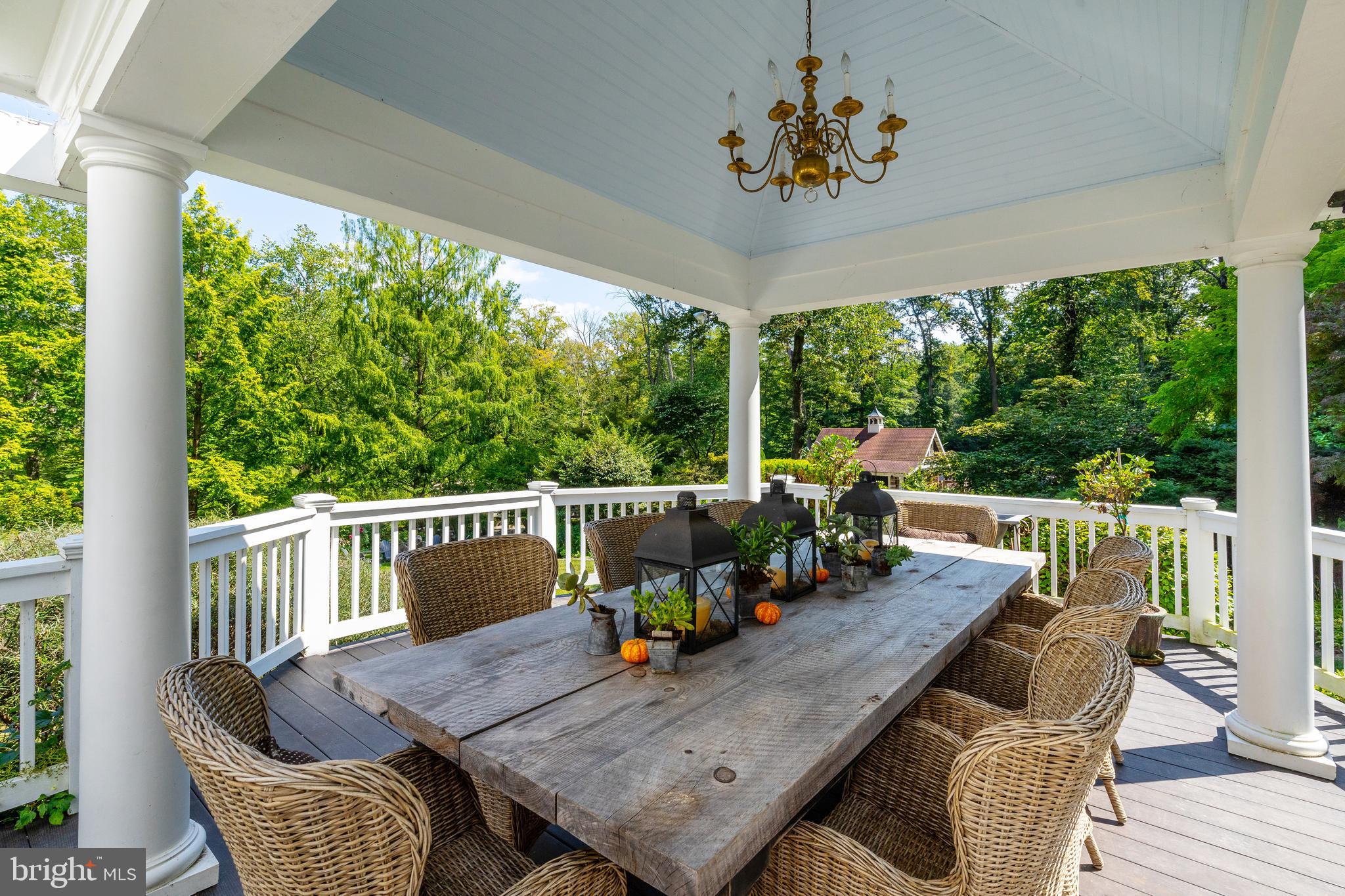 1660 FOX CROSSING ROAD