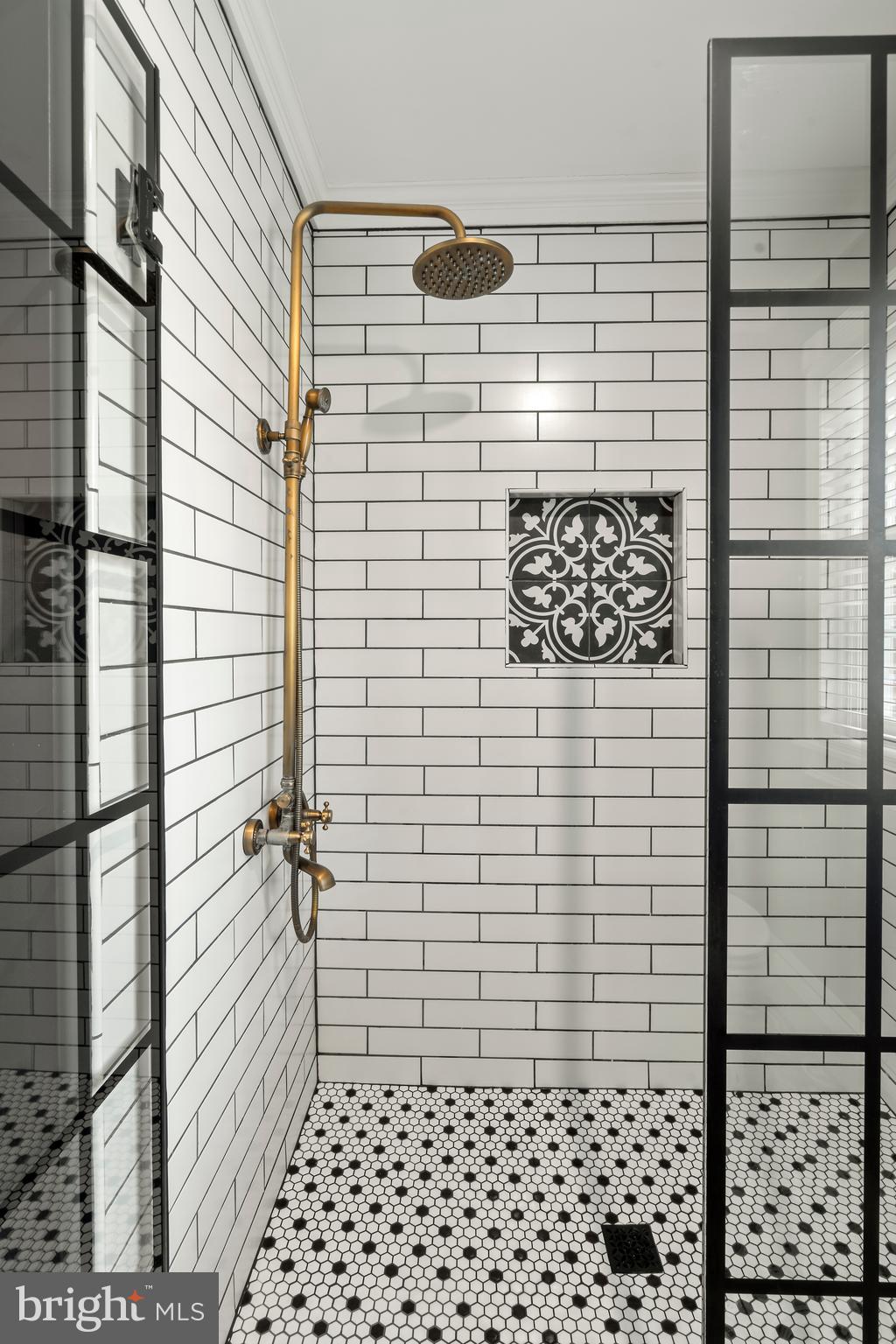 1660 FOX CROSSING ROAD