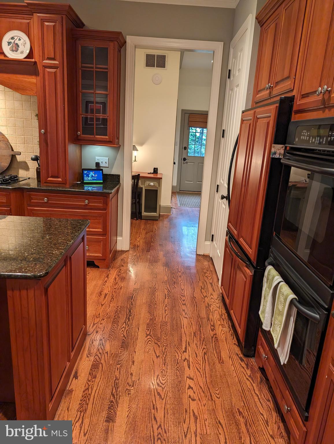 16 FETTERS MILL DRIVE