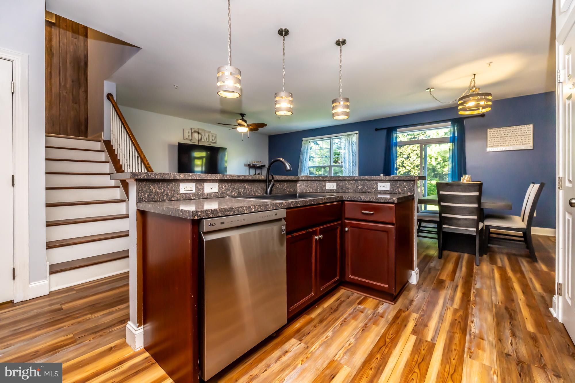 102 NEW VILLAGE GREENE DRIVE
