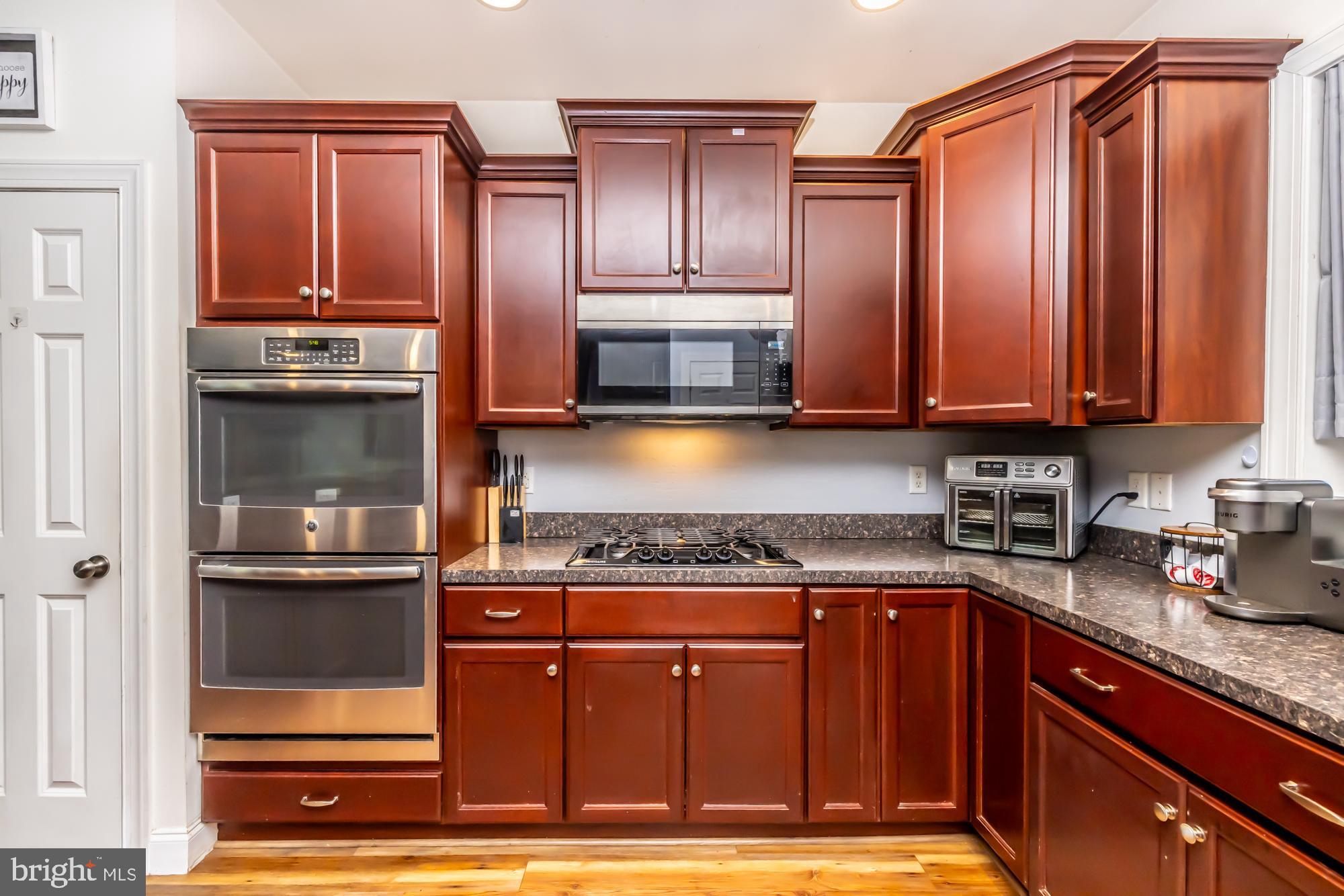 102 NEW VILLAGE GREENE DRIVE