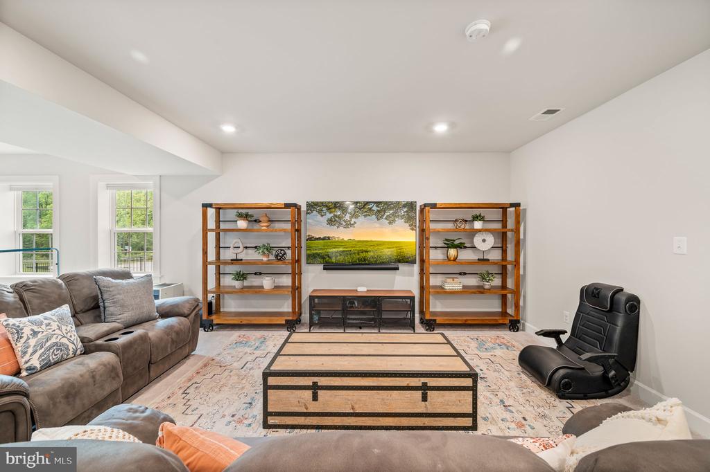 501 SEEGER LANE