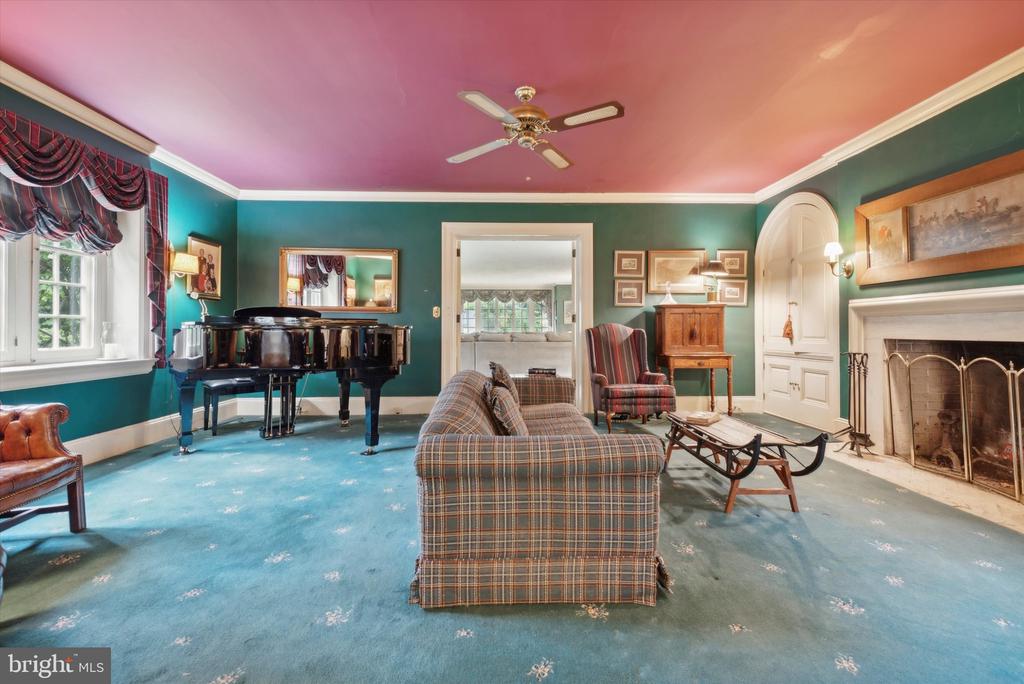 443 HOMESTEAD ROAD