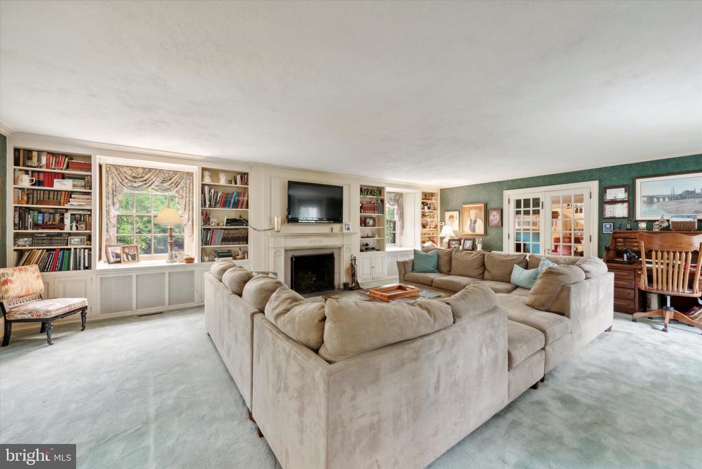 443 HOMESTEAD ROAD