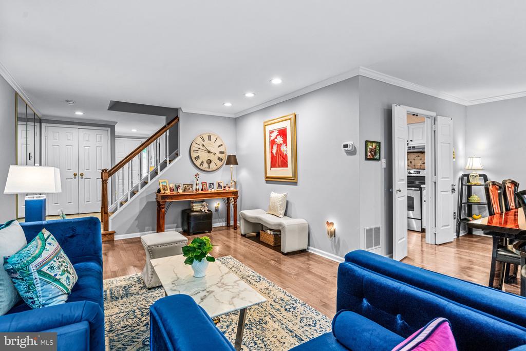 352 PAOLI WOODS DRIVE