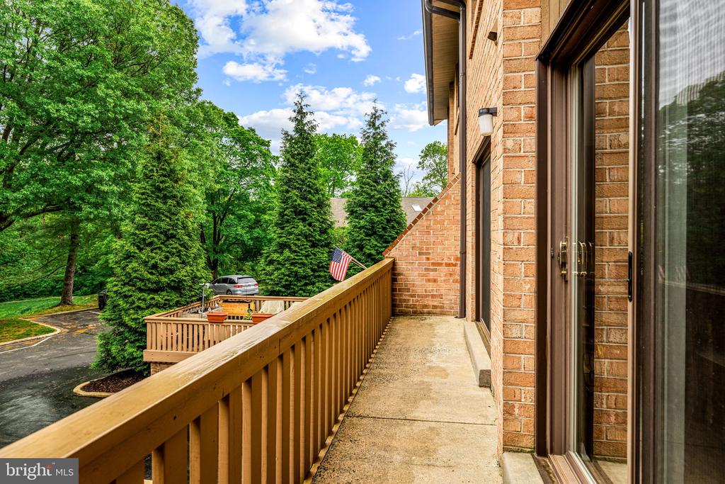 352 PAOLI WOODS DRIVE