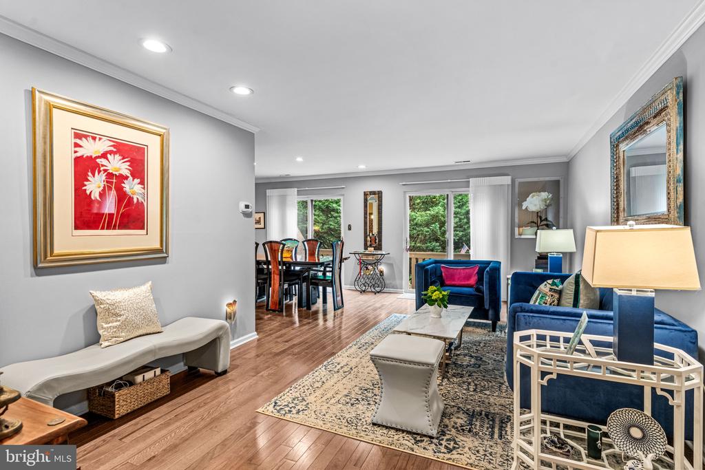 352 PAOLI WOODS DRIVE