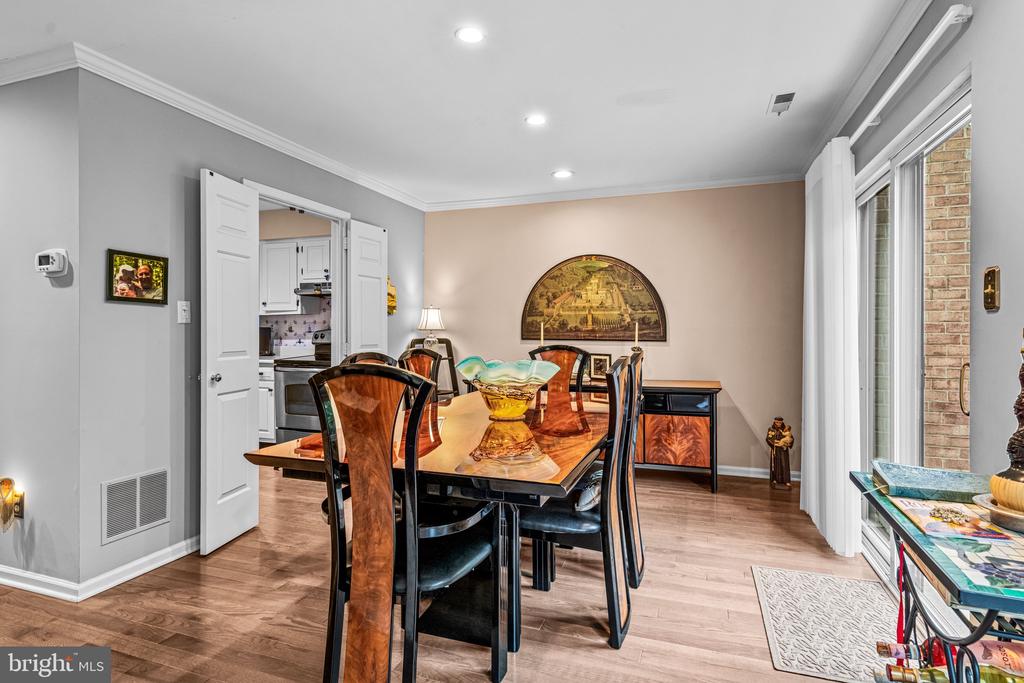 352 PAOLI WOODS DRIVE