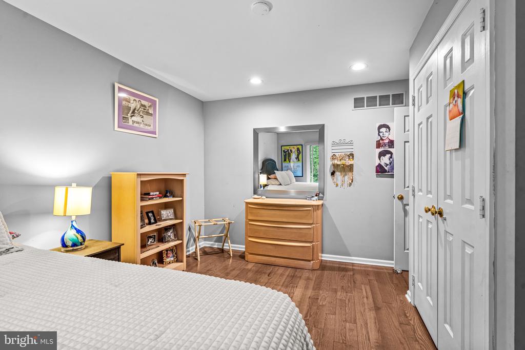 352 PAOLI WOODS DRIVE