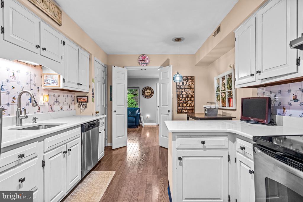 352 PAOLI WOODS DRIVE