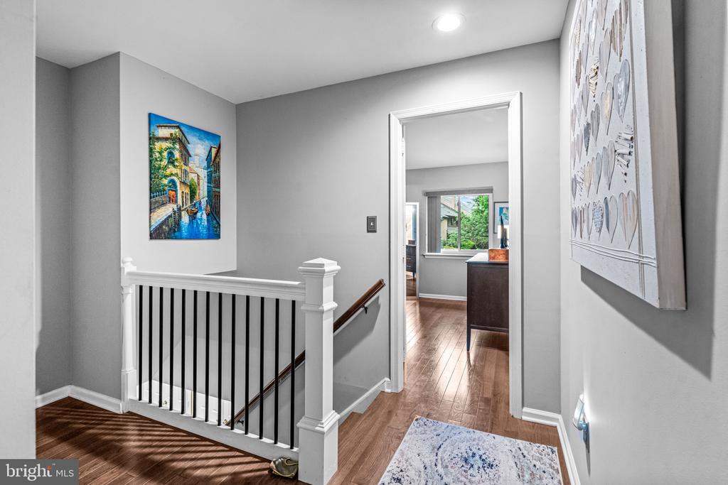 352 PAOLI WOODS DRIVE