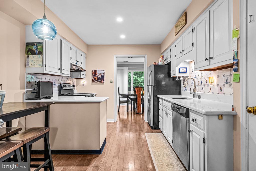 352 PAOLI WOODS DRIVE